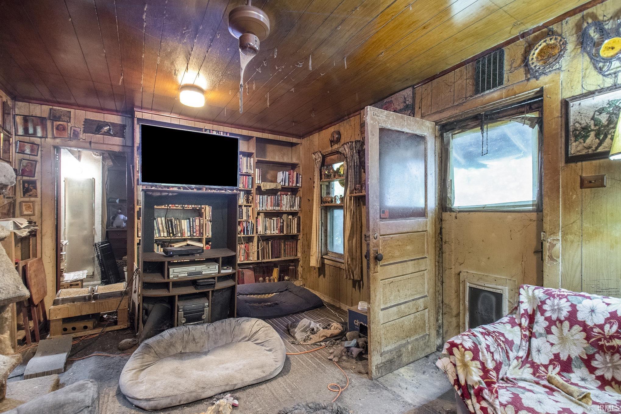 57551 Woodrow Street