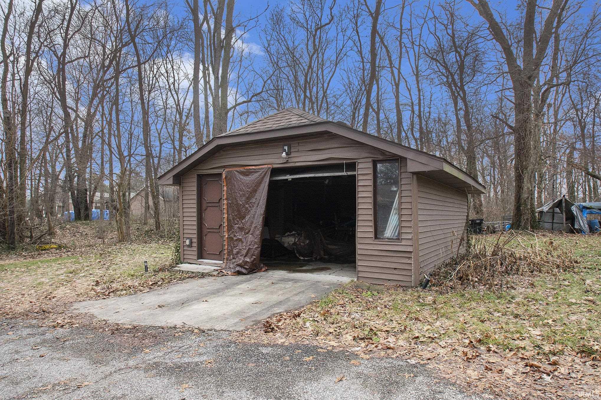 57481 Crumstown Highway