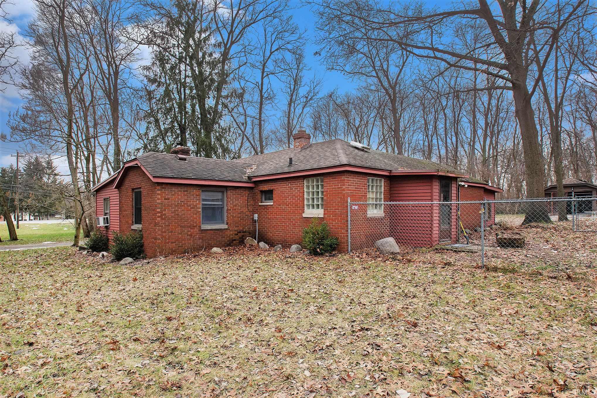 57481 Crumstown Highway