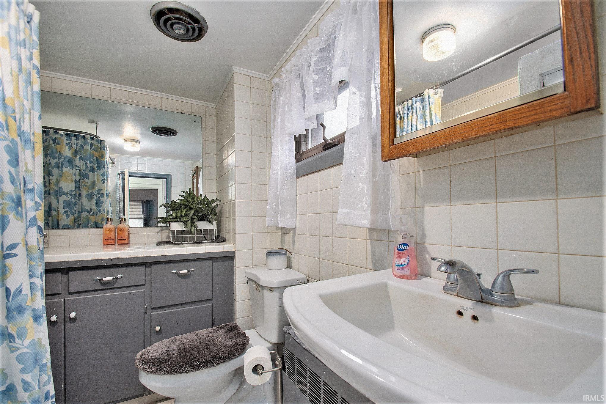 57481 Crumstown Highway