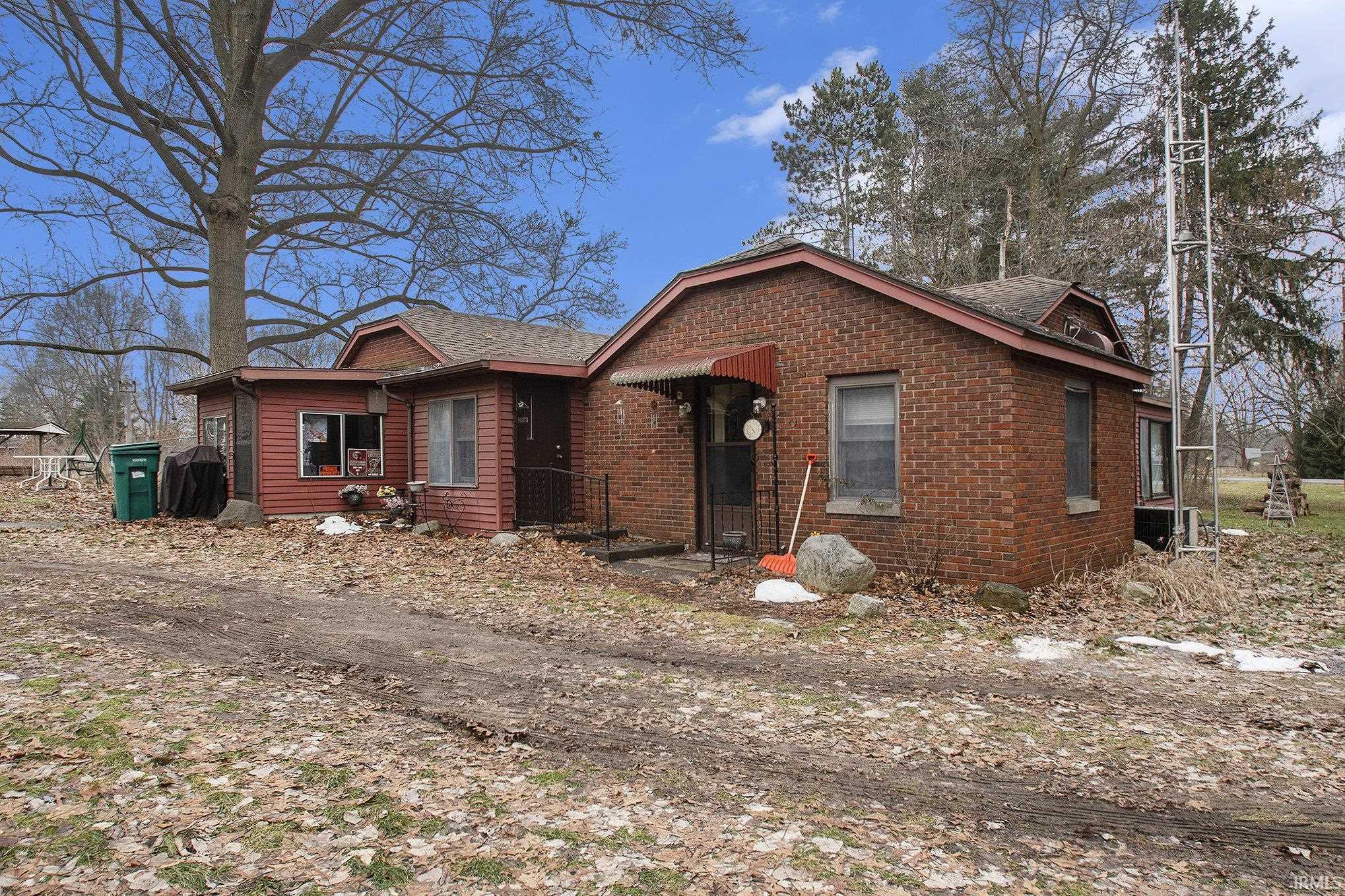 57481 Crumstown Highway