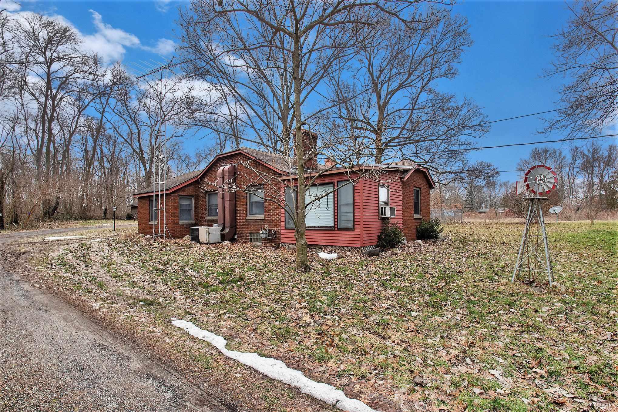 57481 Crumstown Highway