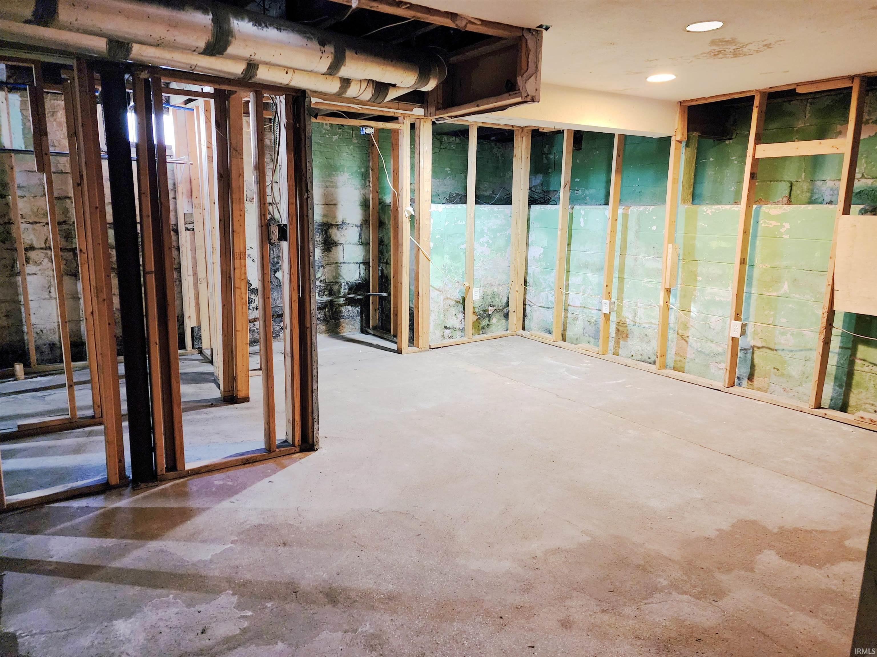 1629 S Walnut Street