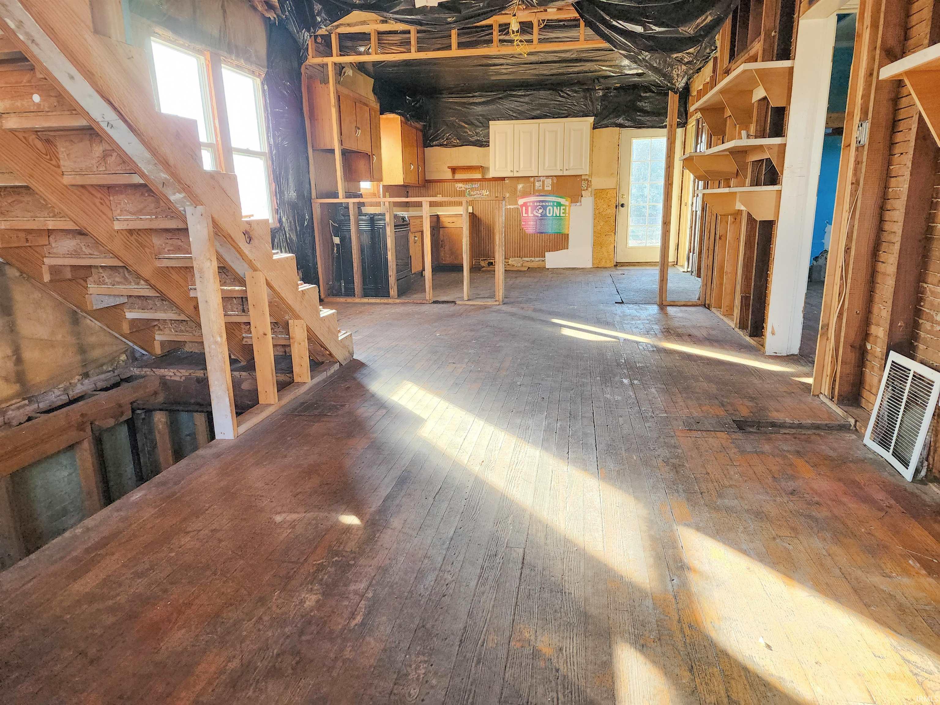 1629 S Walnut Street