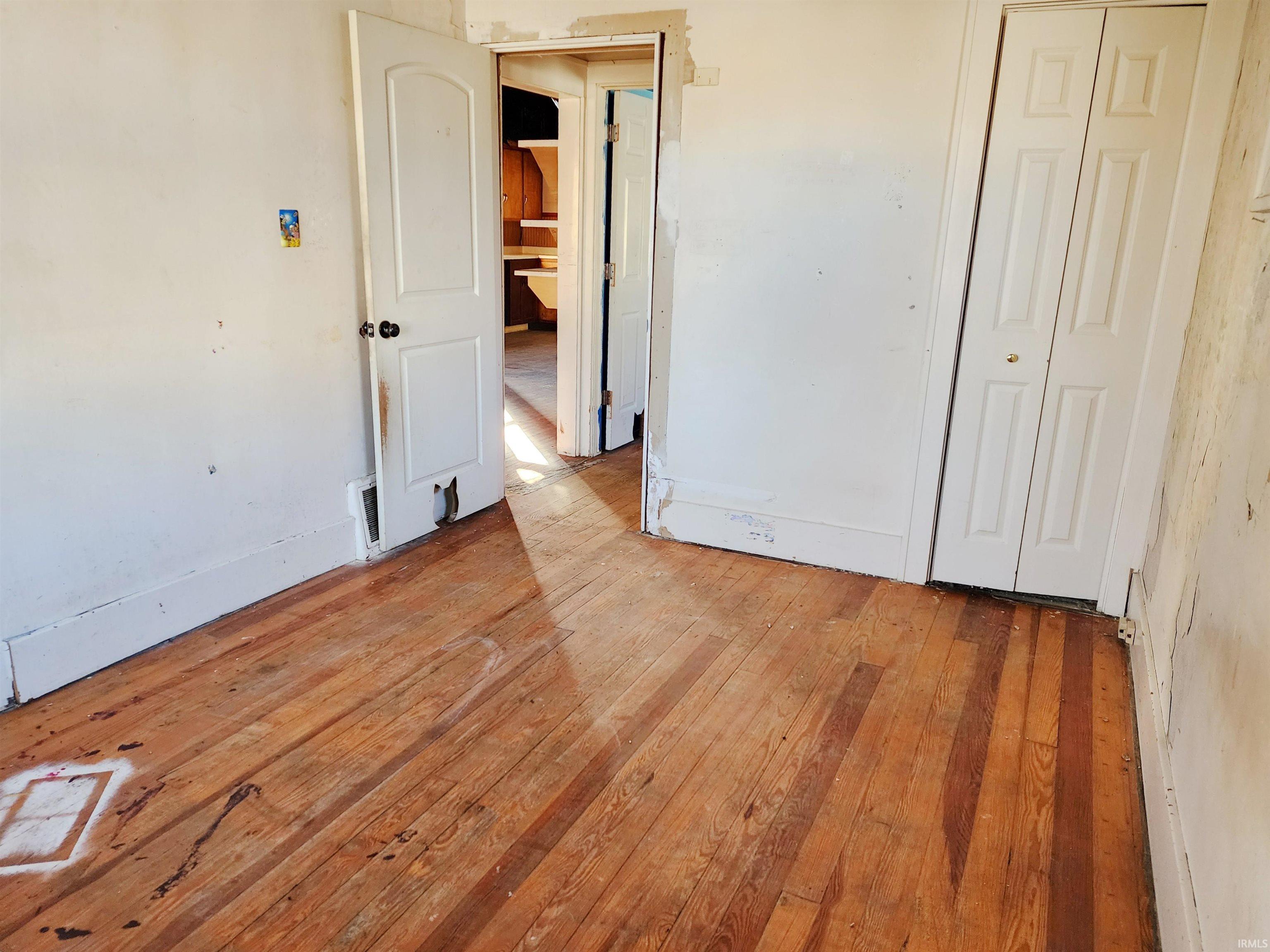 1629 S Walnut Street