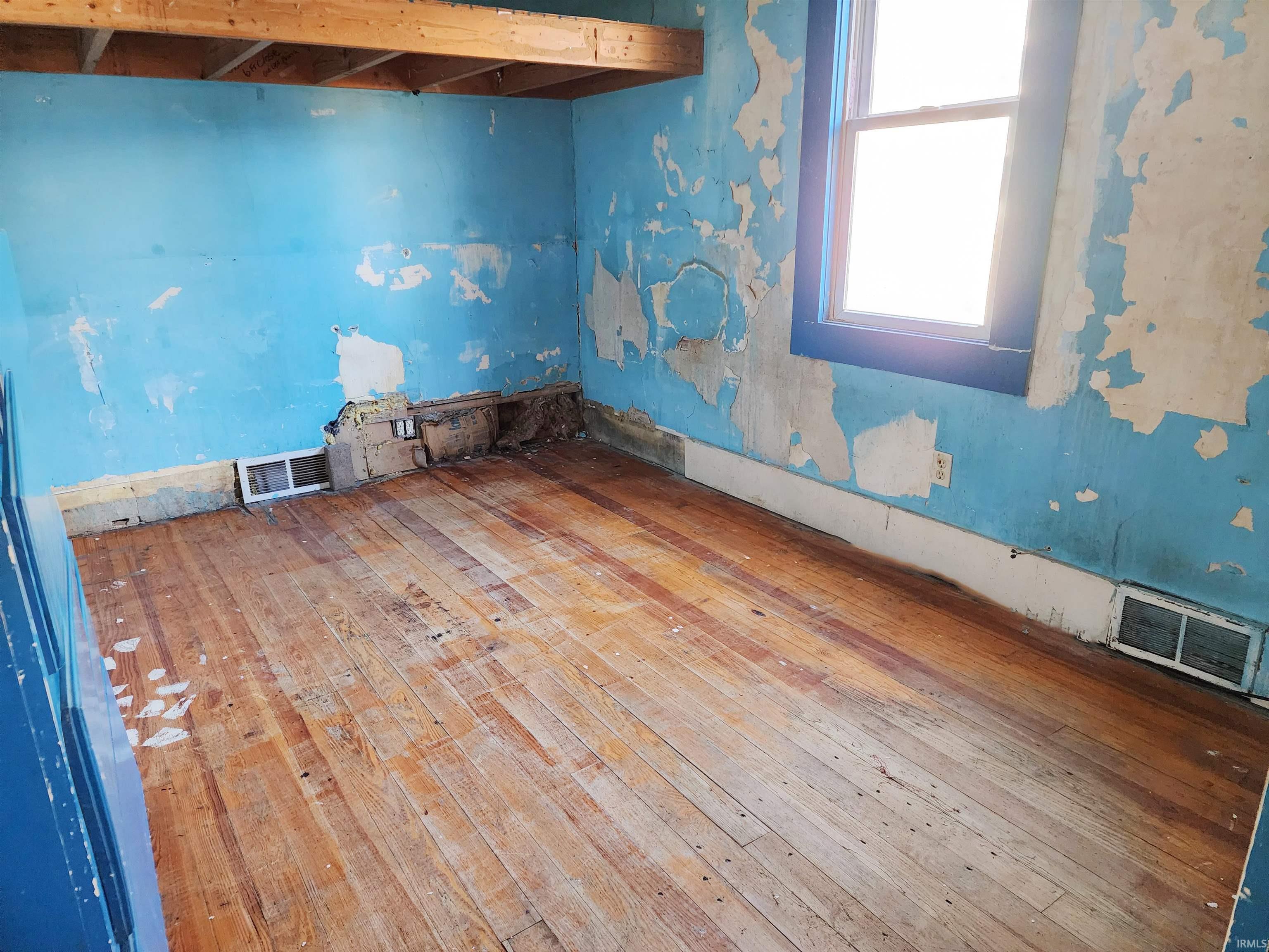 1629 S Walnut Street