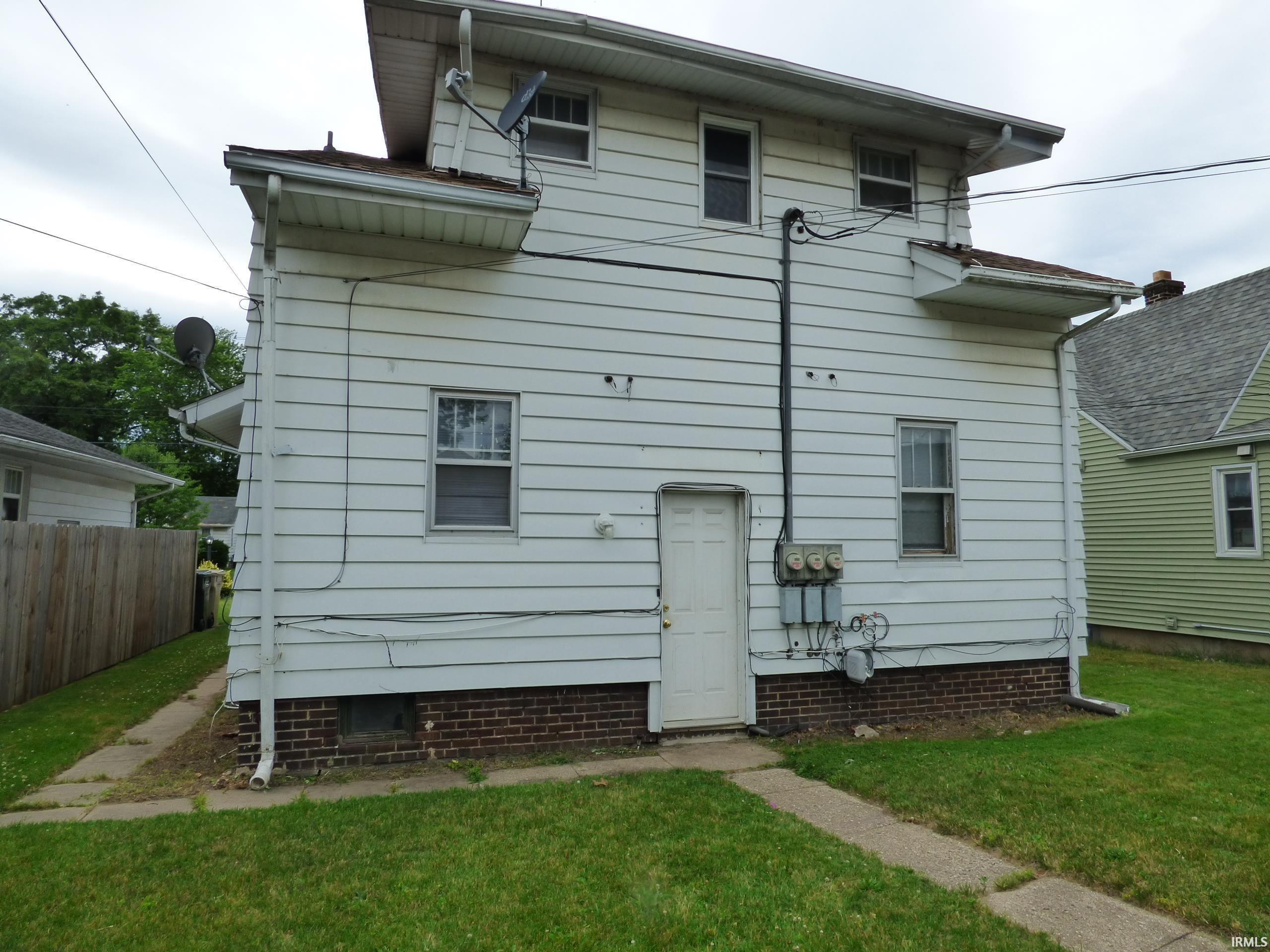 922 S Twyckenham Drive