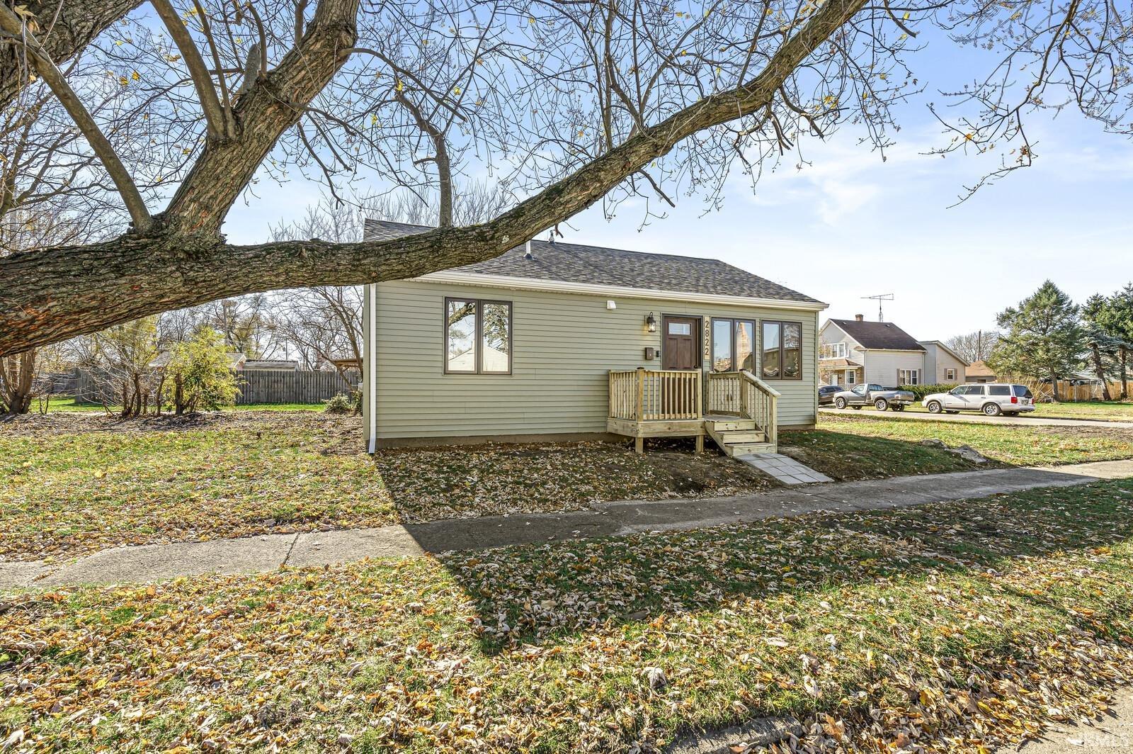 2822 W Dunham Street