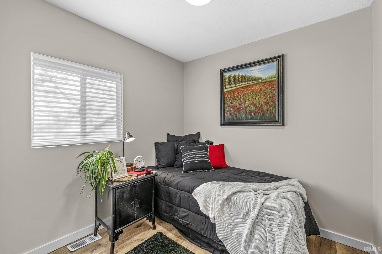 2822 W Dunham Street