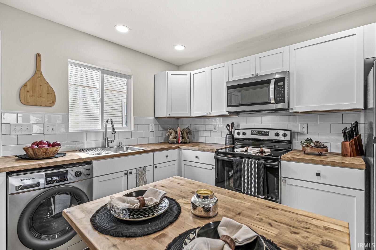 2822 W Dunham Street