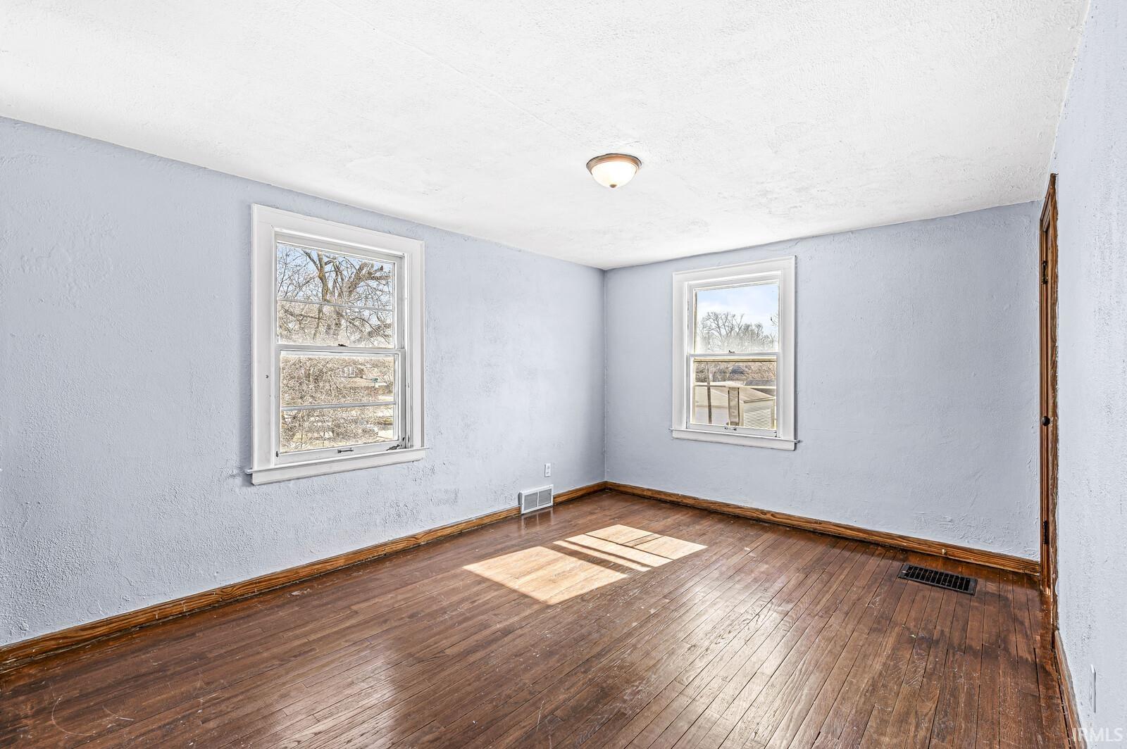 2413 Fredrickson Street