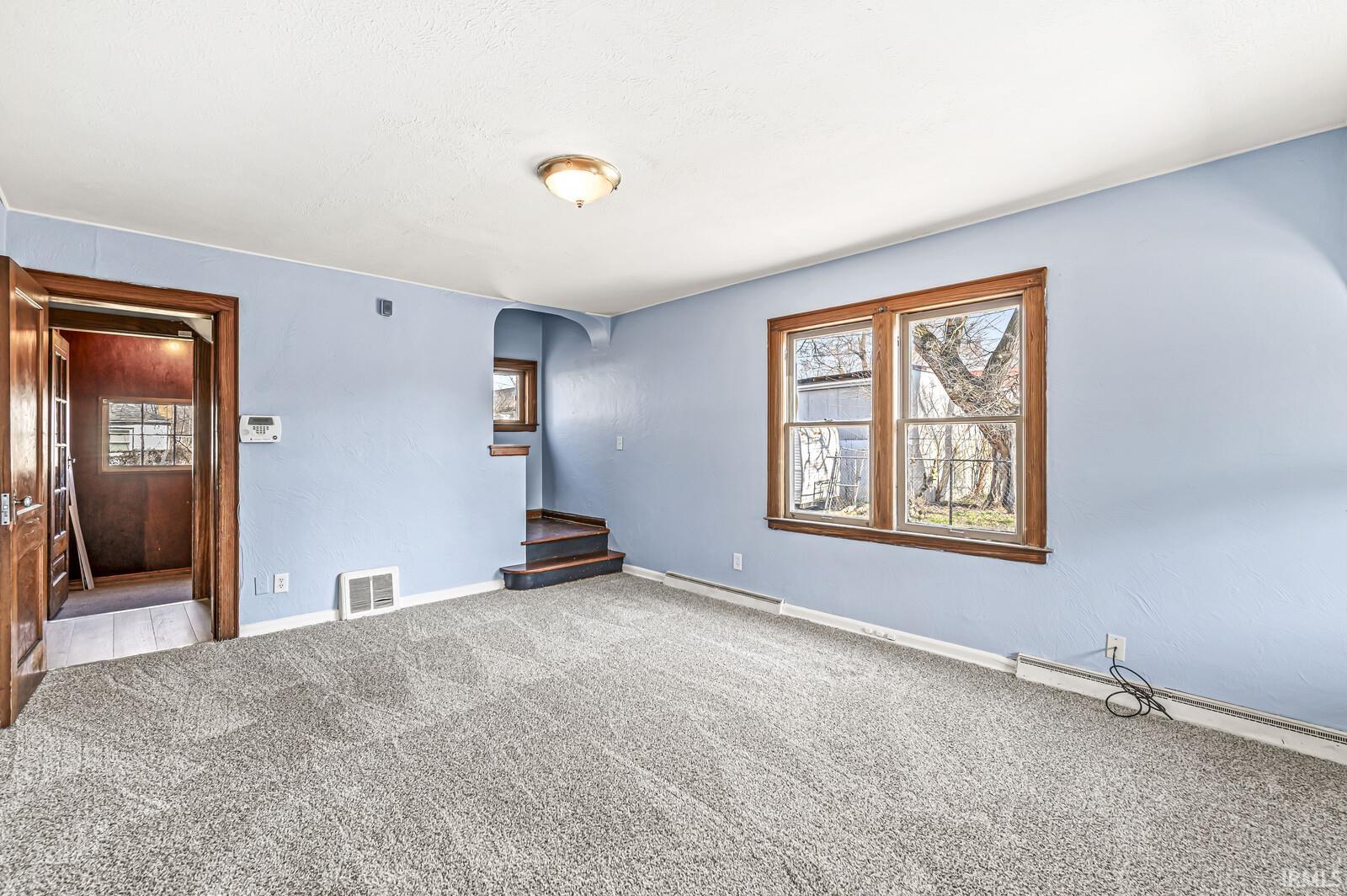 2413 Fredrickson Street