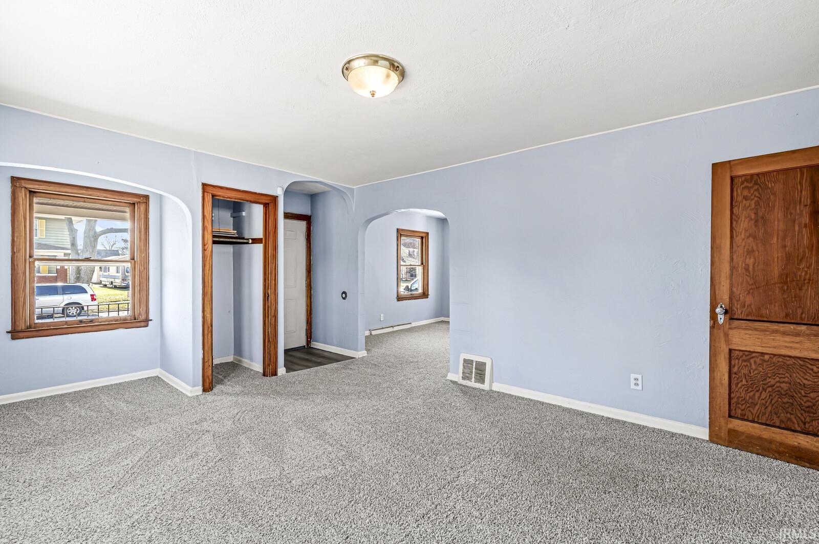 2413 Fredrickson Street