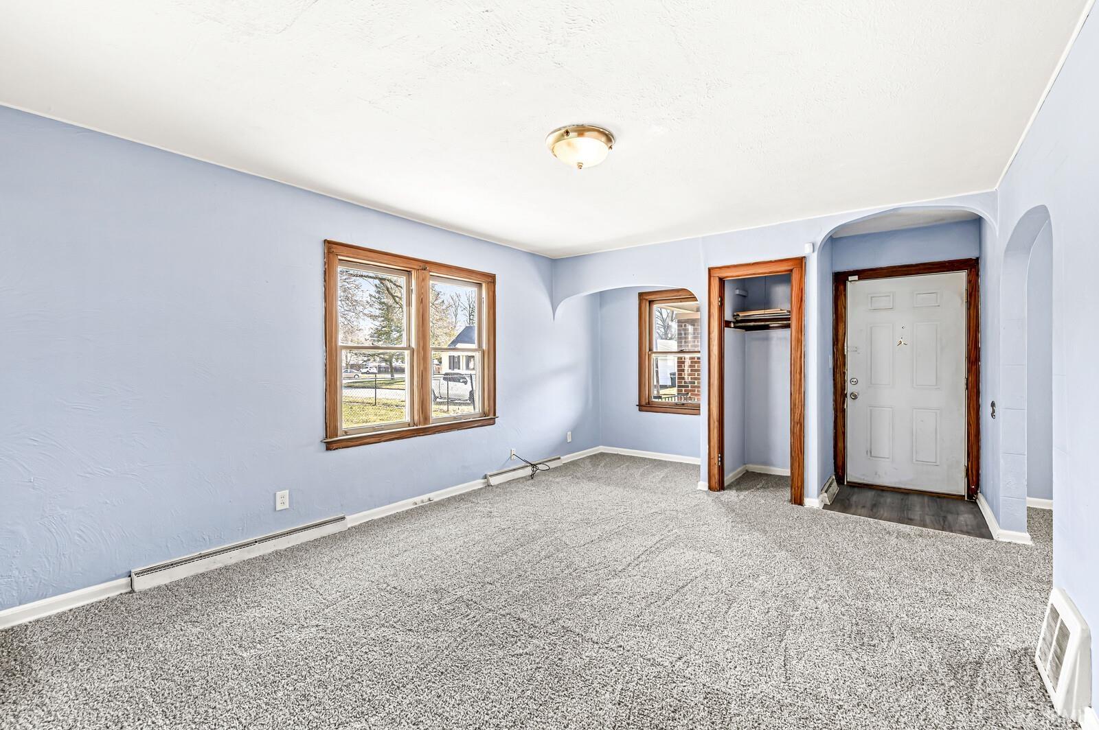 2413 Fredrickson Street