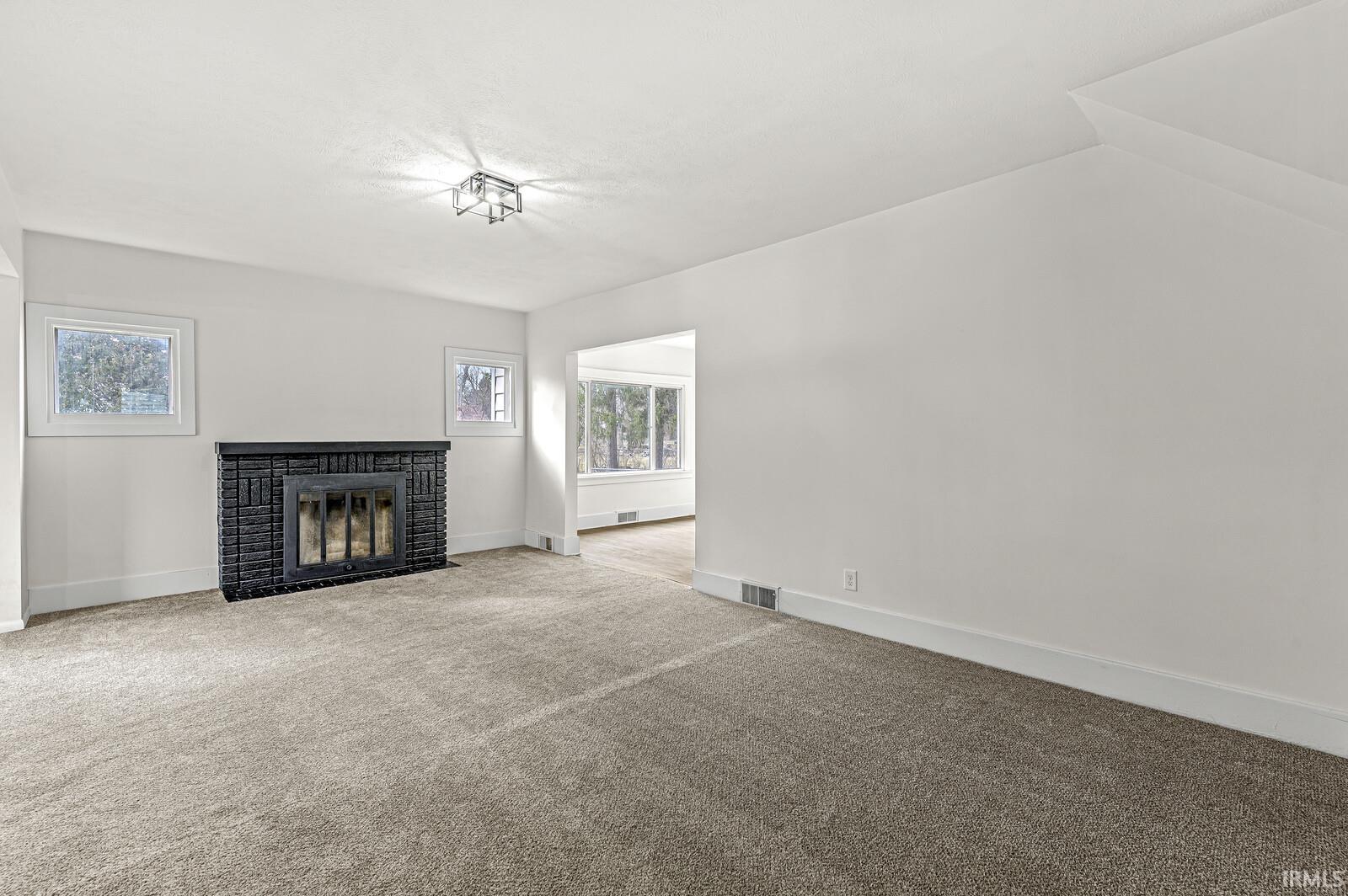 1746 E Beardsley Avenue