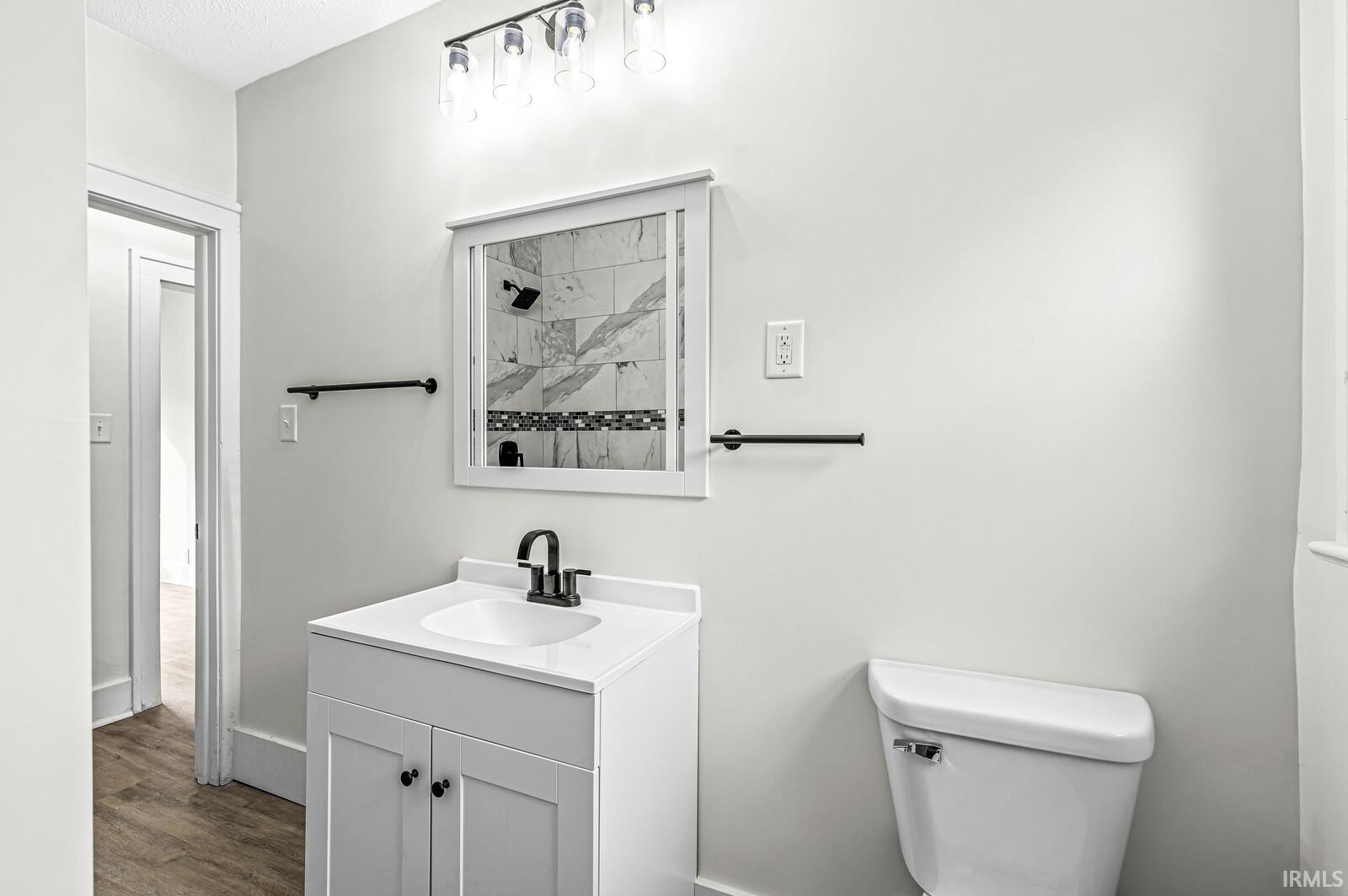 1746 E Beardsley Avenue