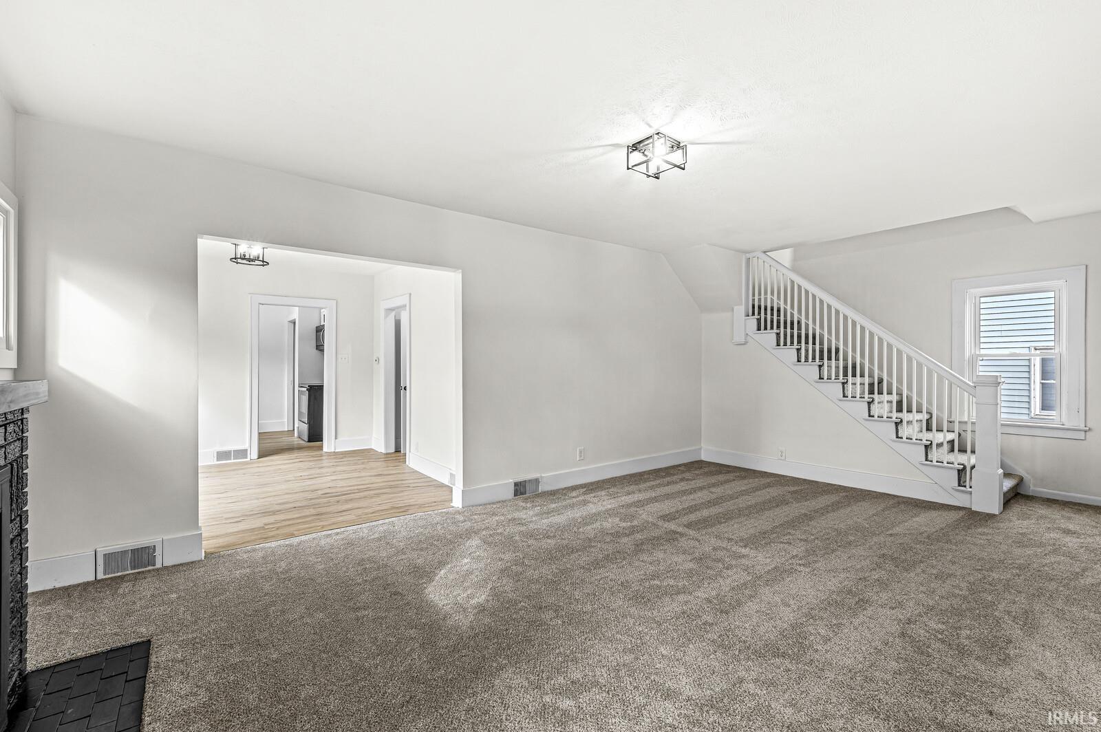 1746 E Beardsley Avenue