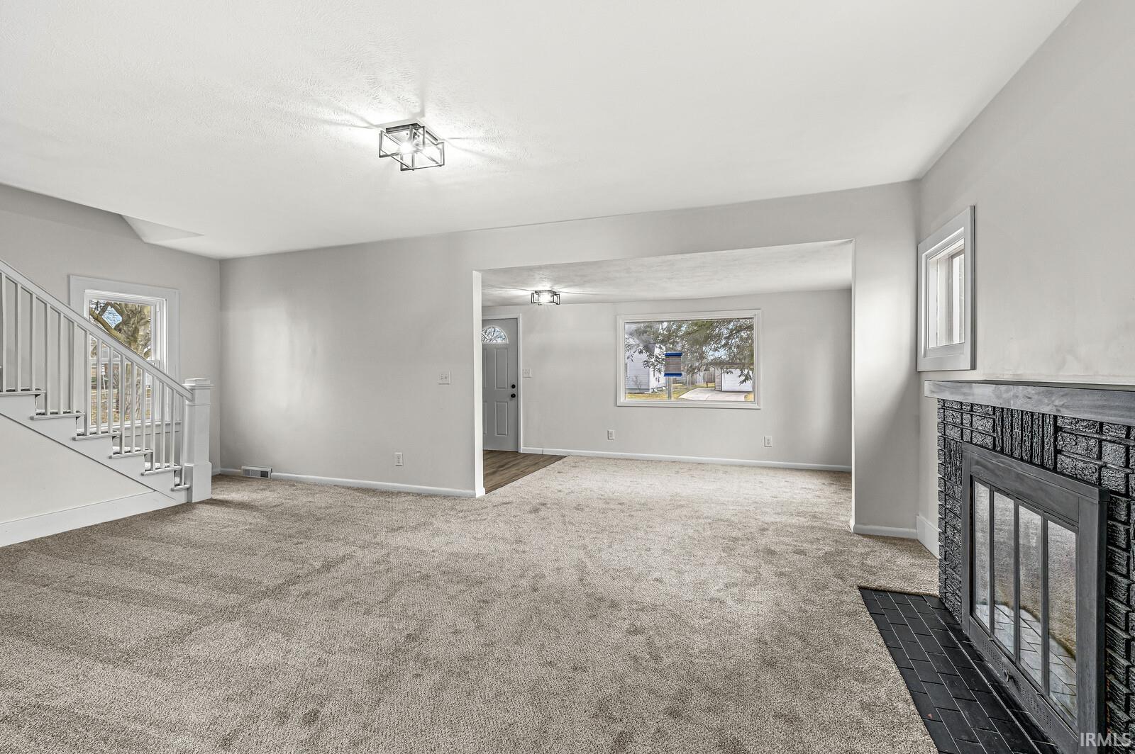 1746 E Beardsley Avenue