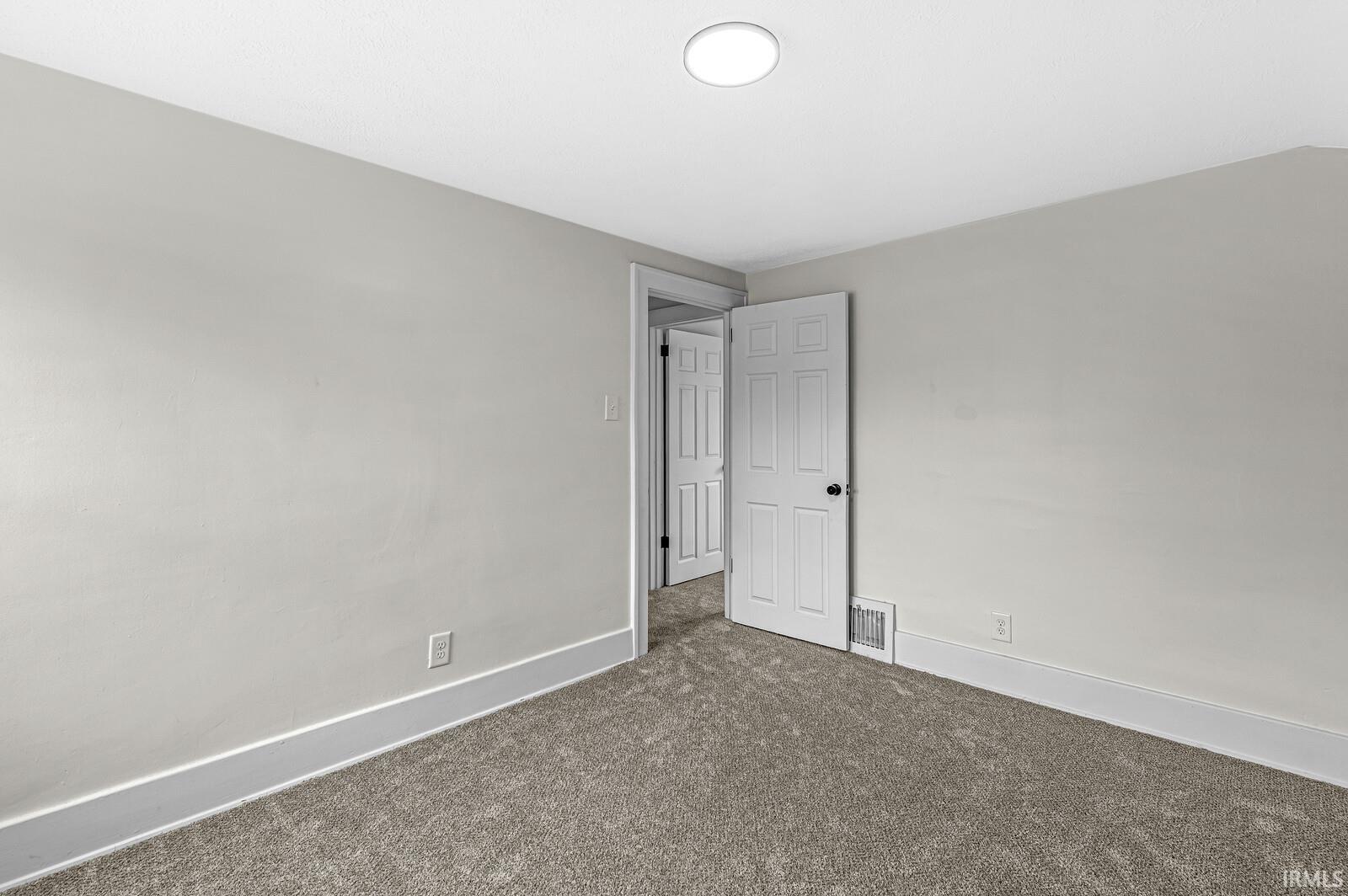 1746 E Beardsley Avenue