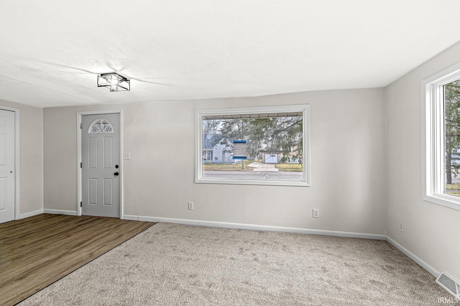 1746 E Beardsley Avenue