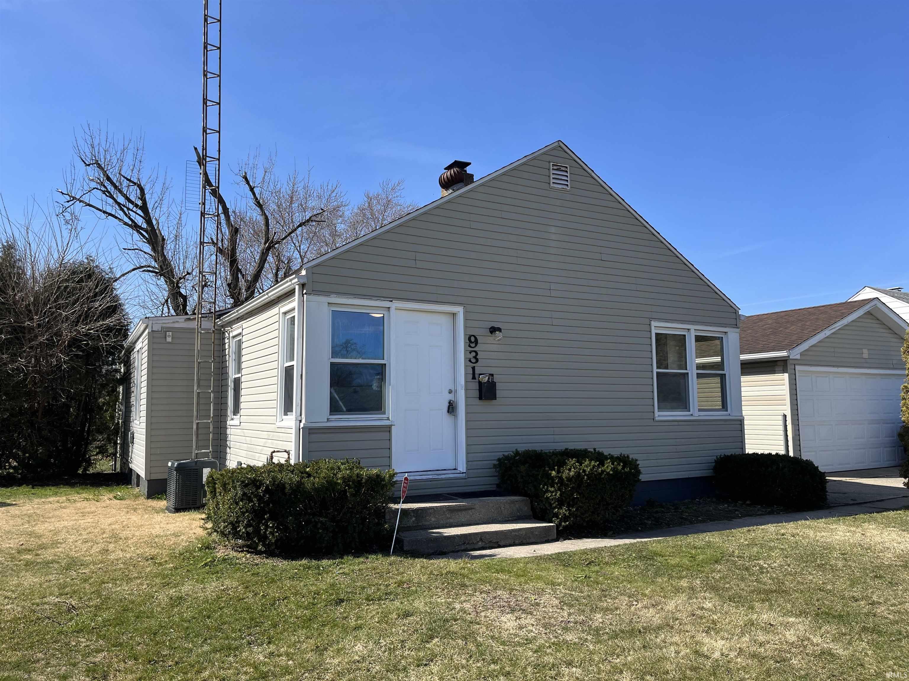 931 S Lombardy Drive