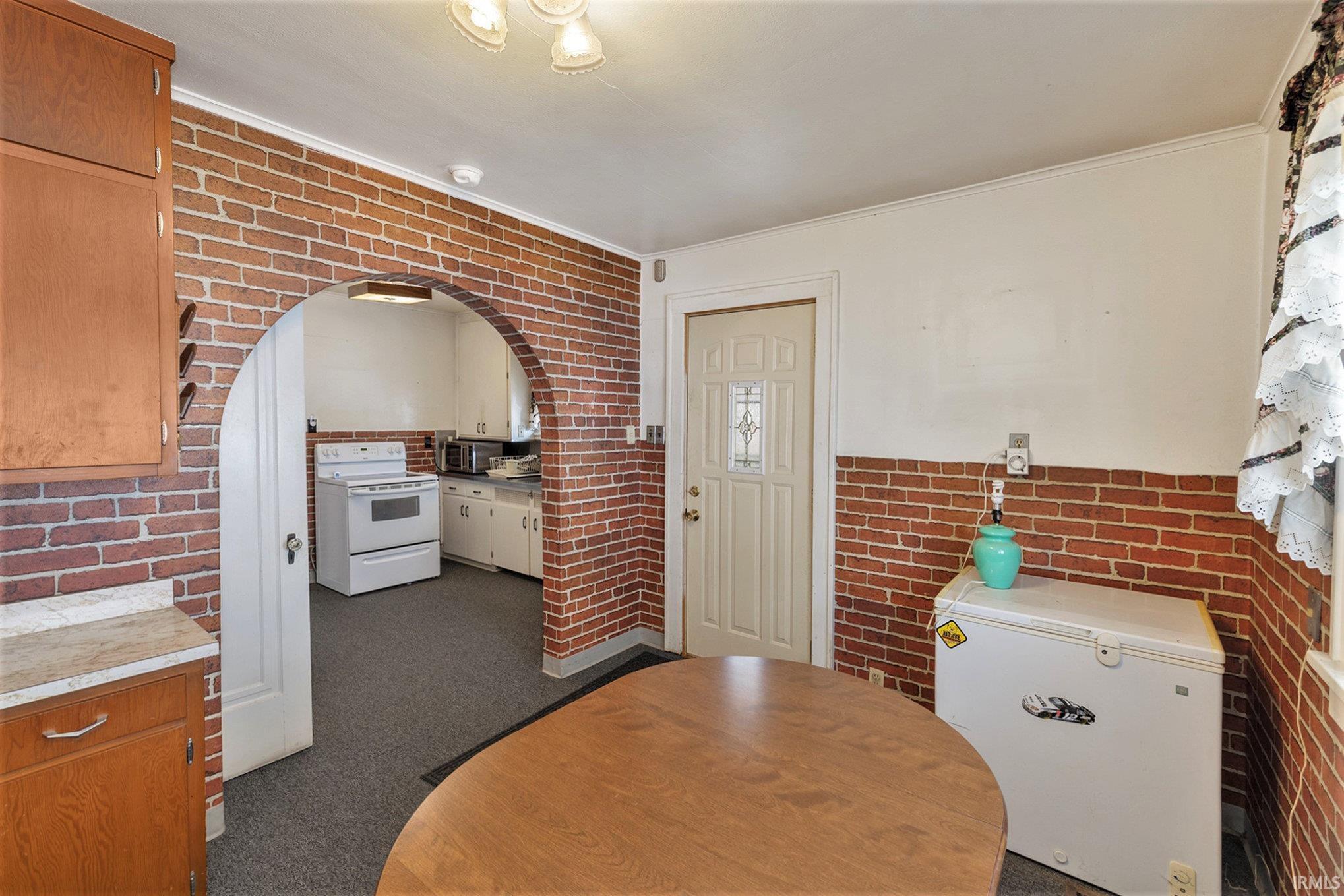 3002 Westmoor Street