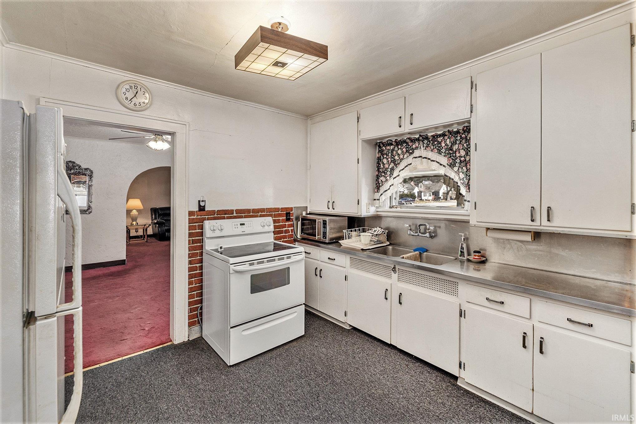 3002 Westmoor Street