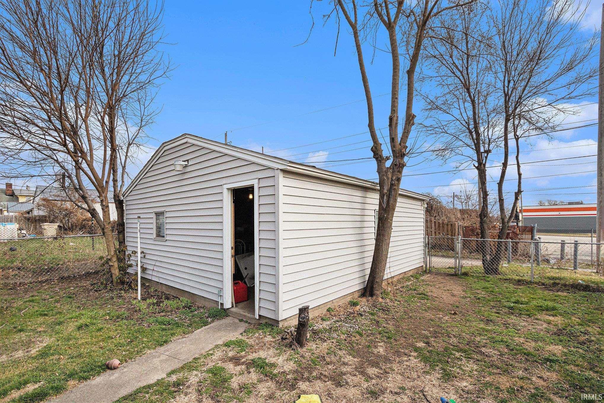 1134 N Kentucky Street