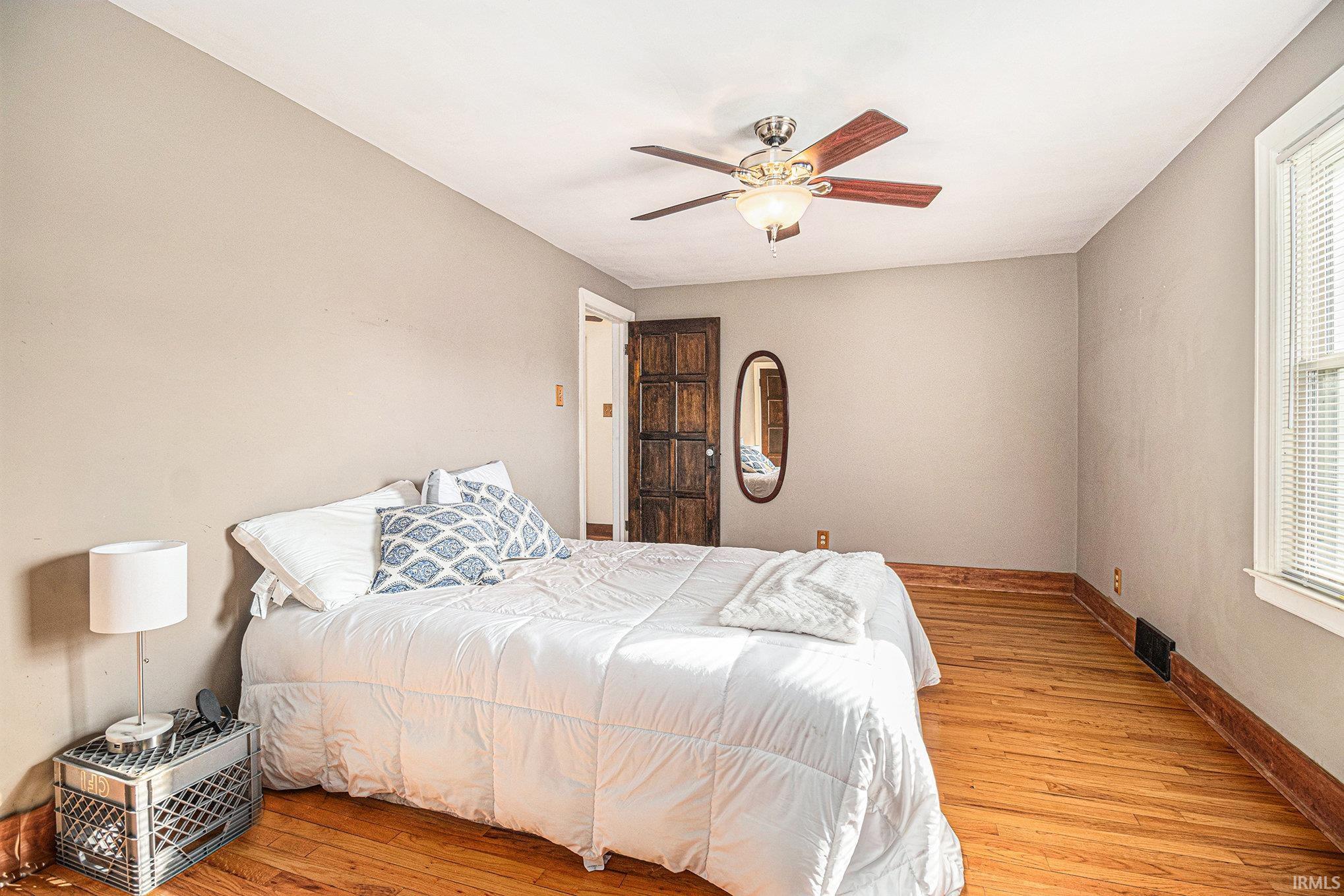 1433 Longfellow Avenue