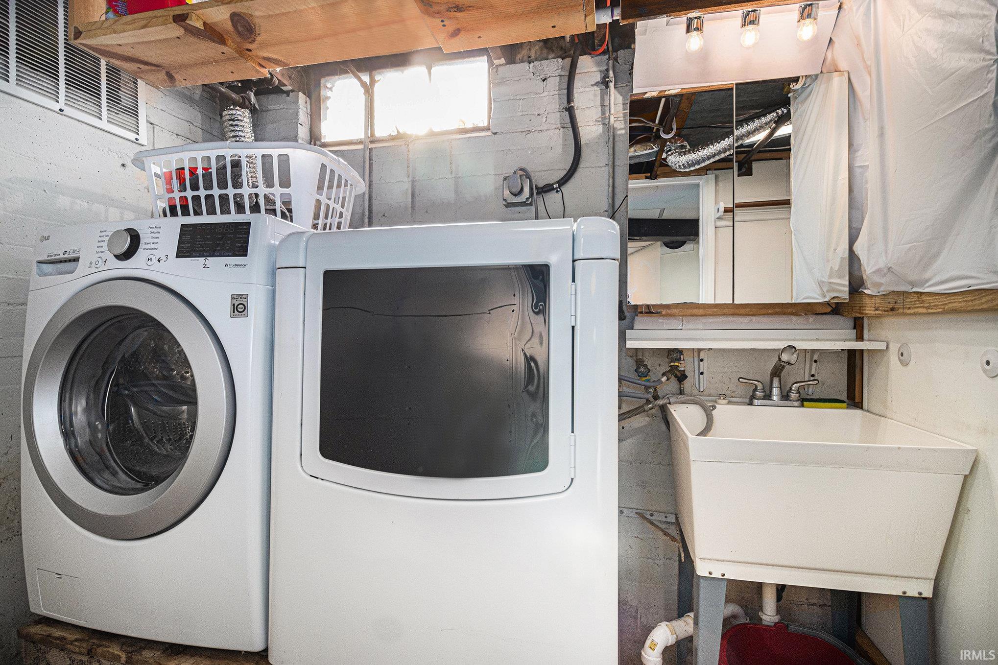 1433 Longfellow Avenue