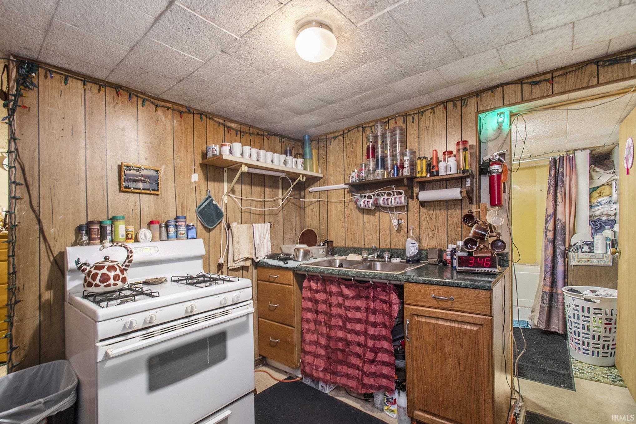 2508 Mishawaka Avenue