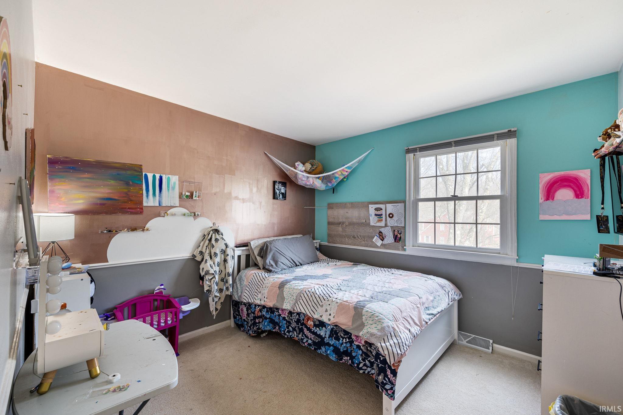 52033 Post Tavern Trail