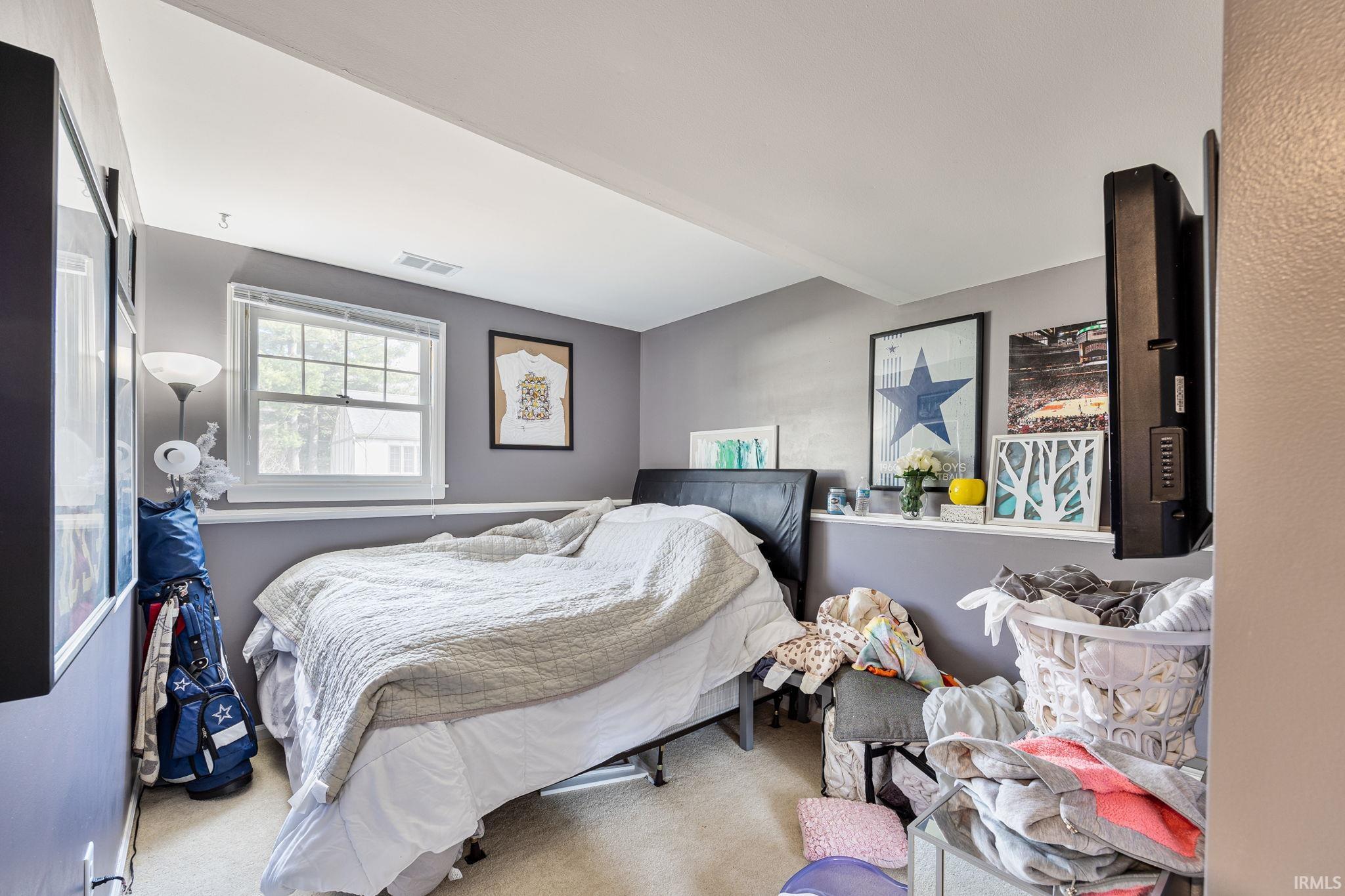 52033 Post Tavern Trail