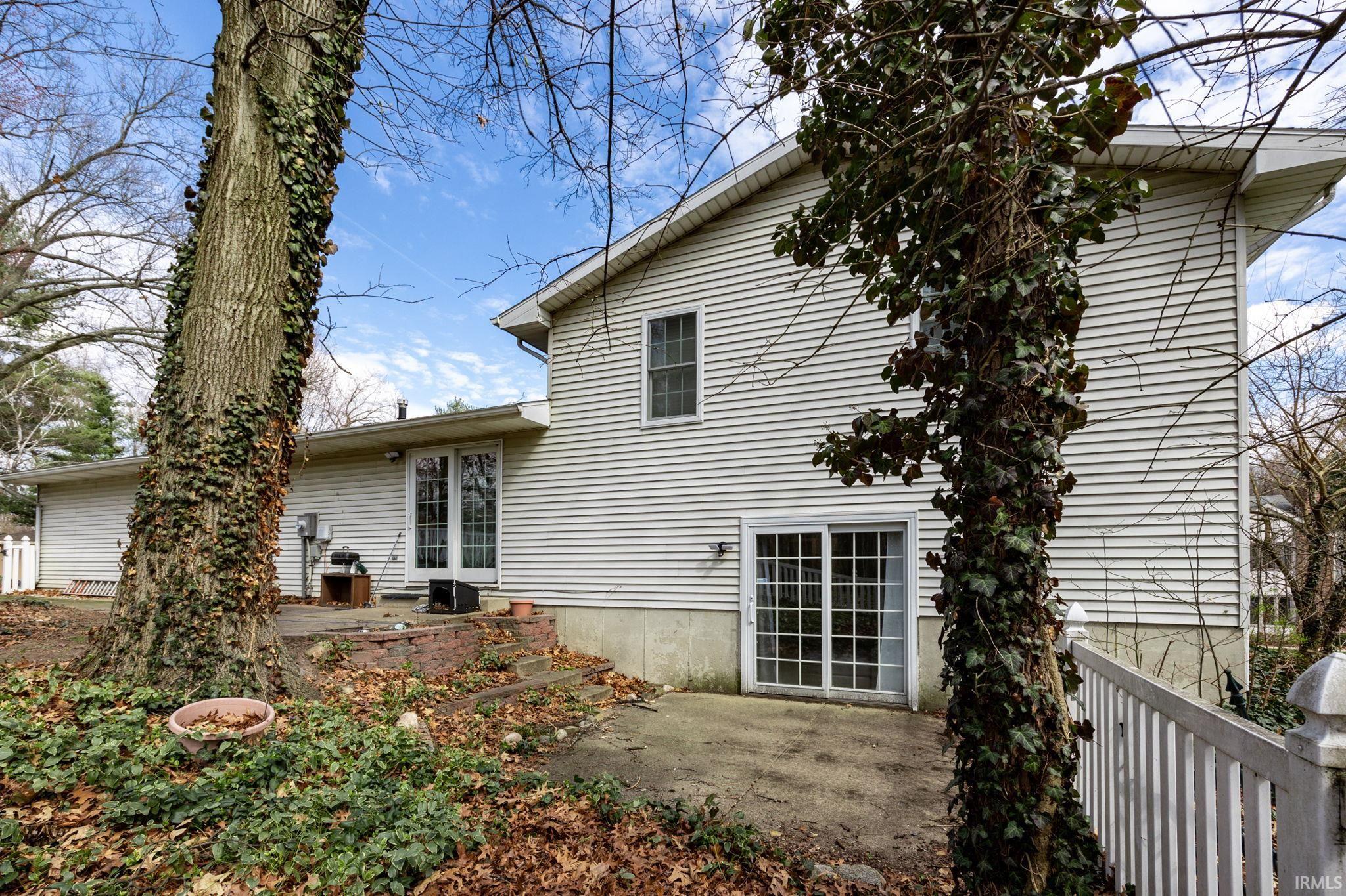 52033 Post Tavern Trail