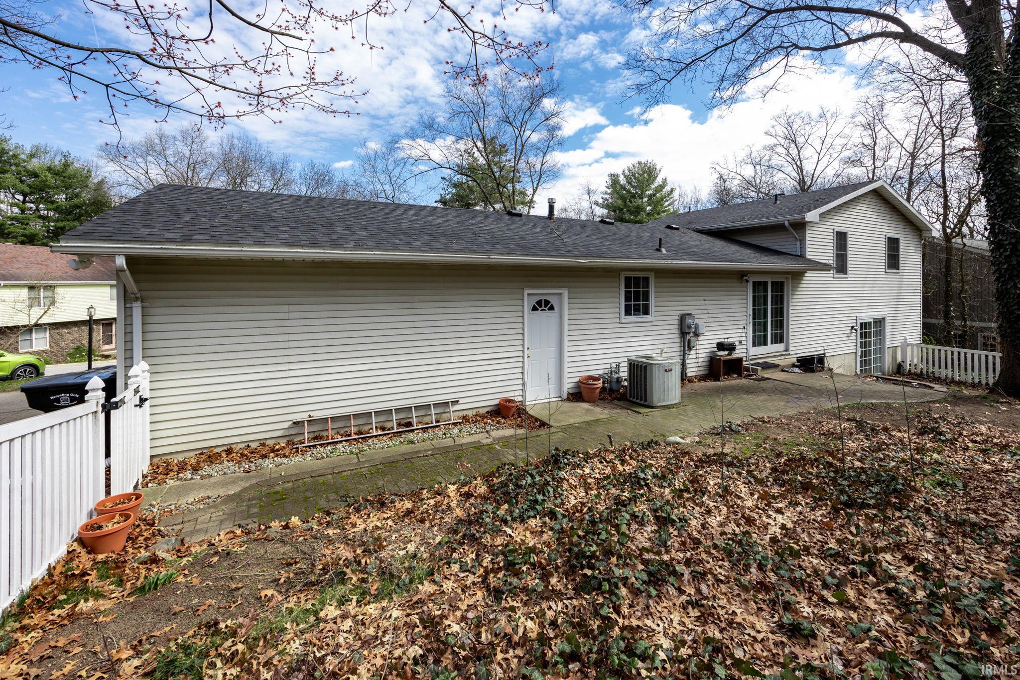 52033 Post Tavern Trail