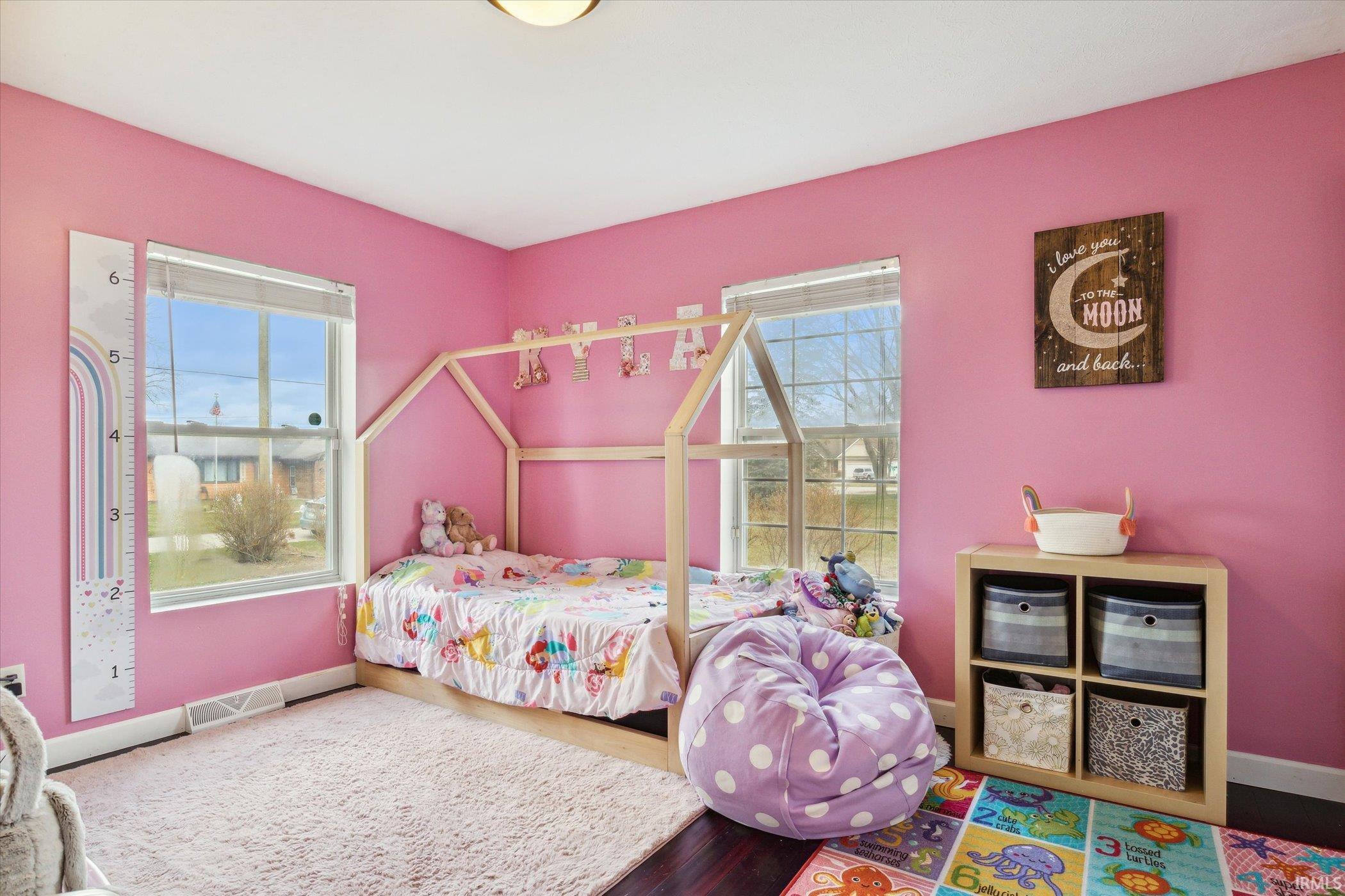 58660 Palace Place Lane