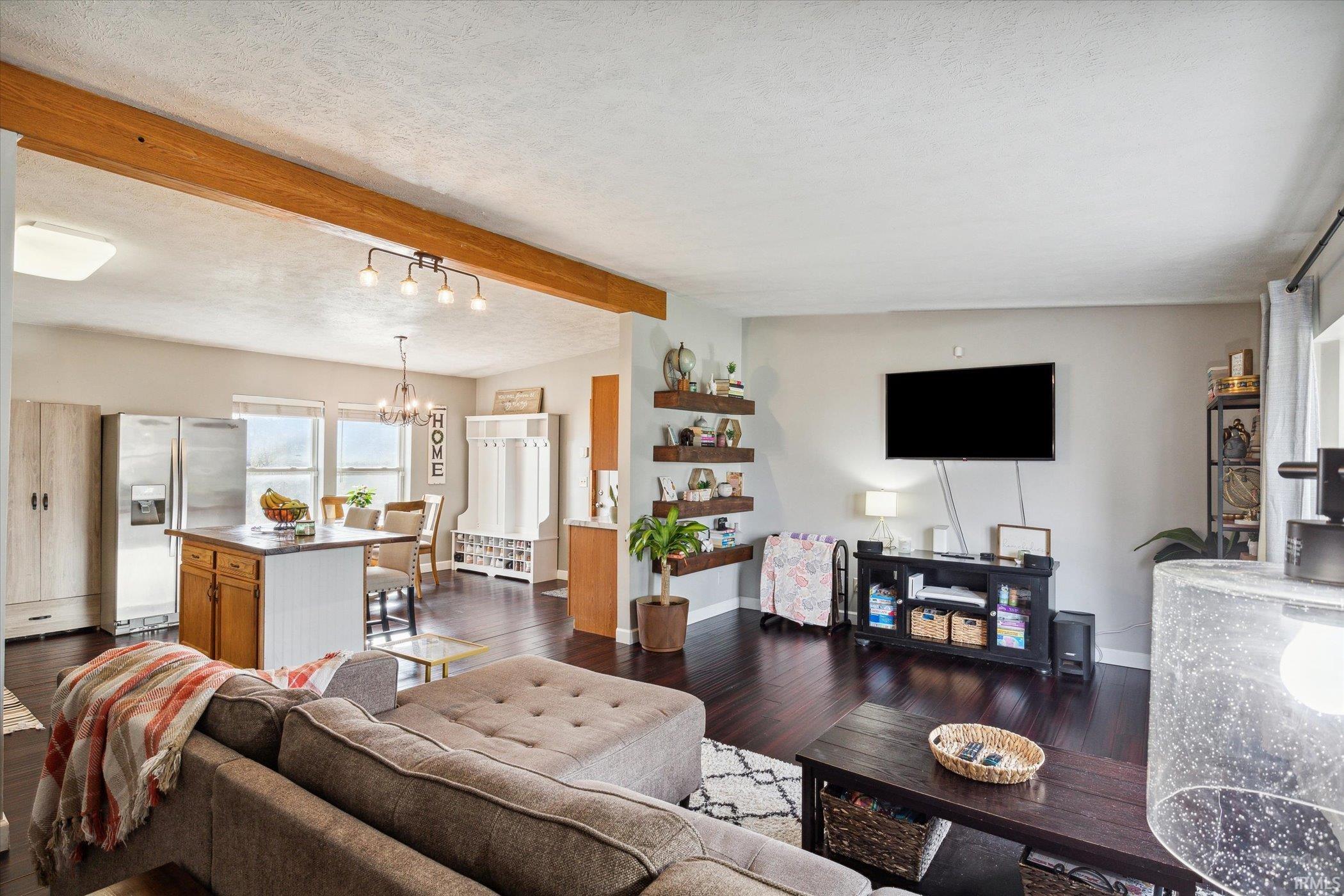 58660 Palace Place Lane