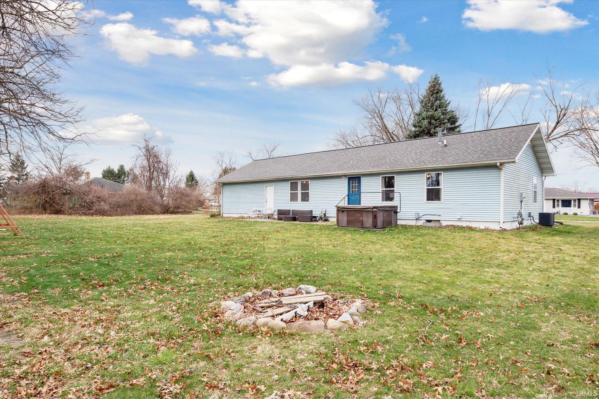 58660 Palace Place Lane