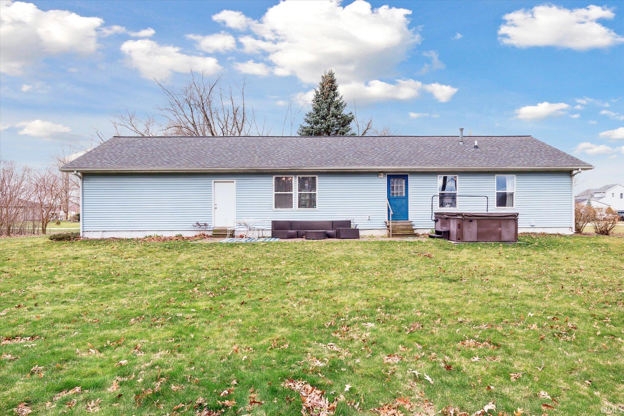 58660 Palace Place Lane