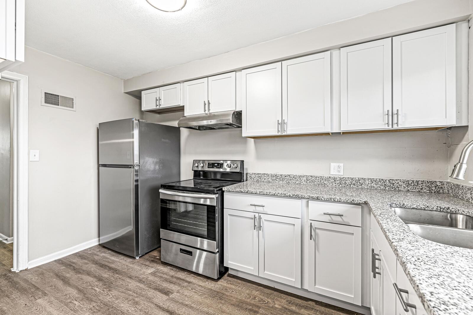 704 N Riverside Drive