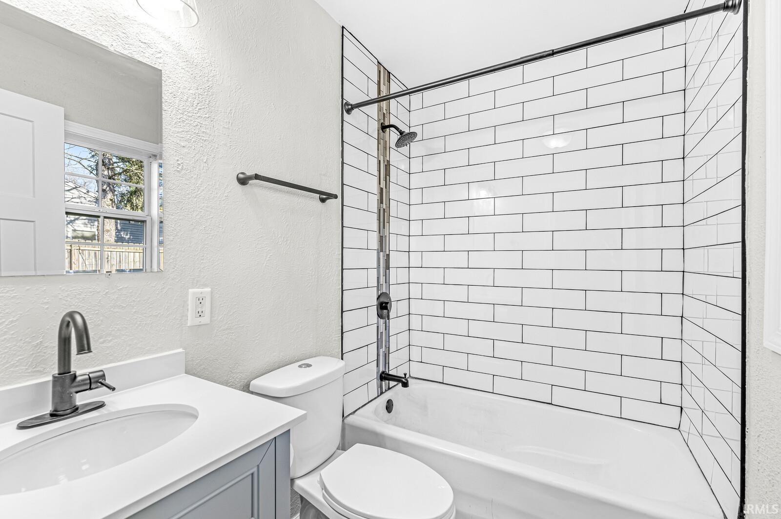 3441 Parkview Street