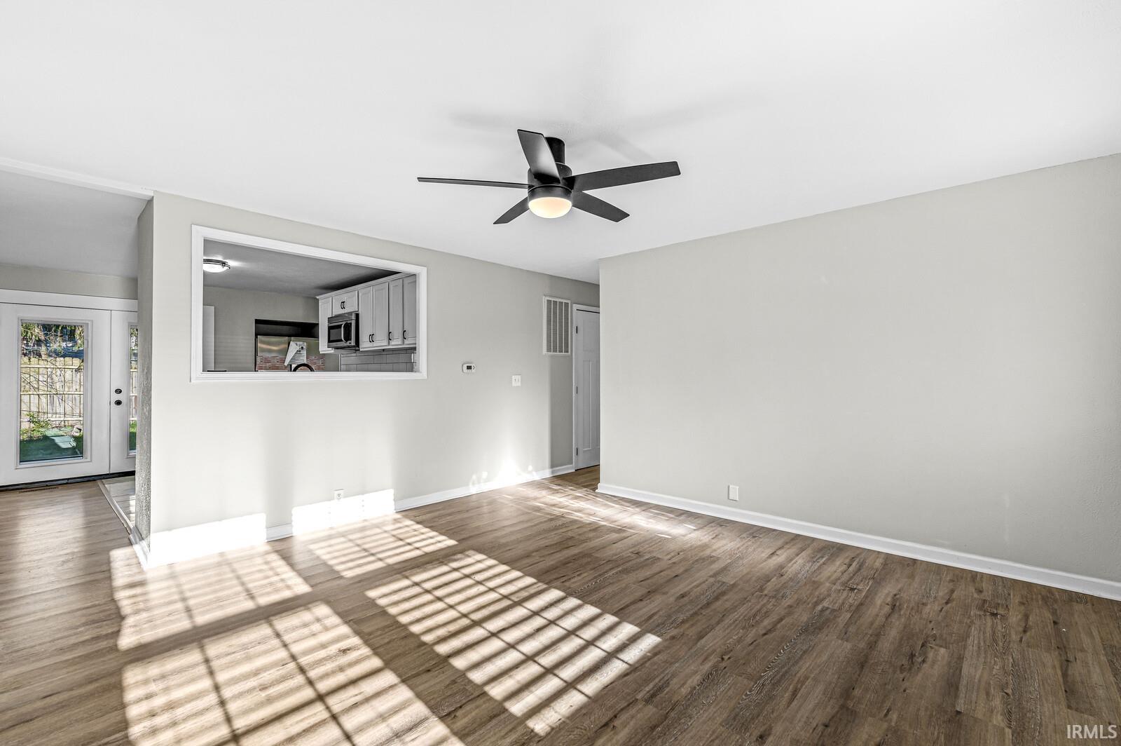 3441 Parkview Street