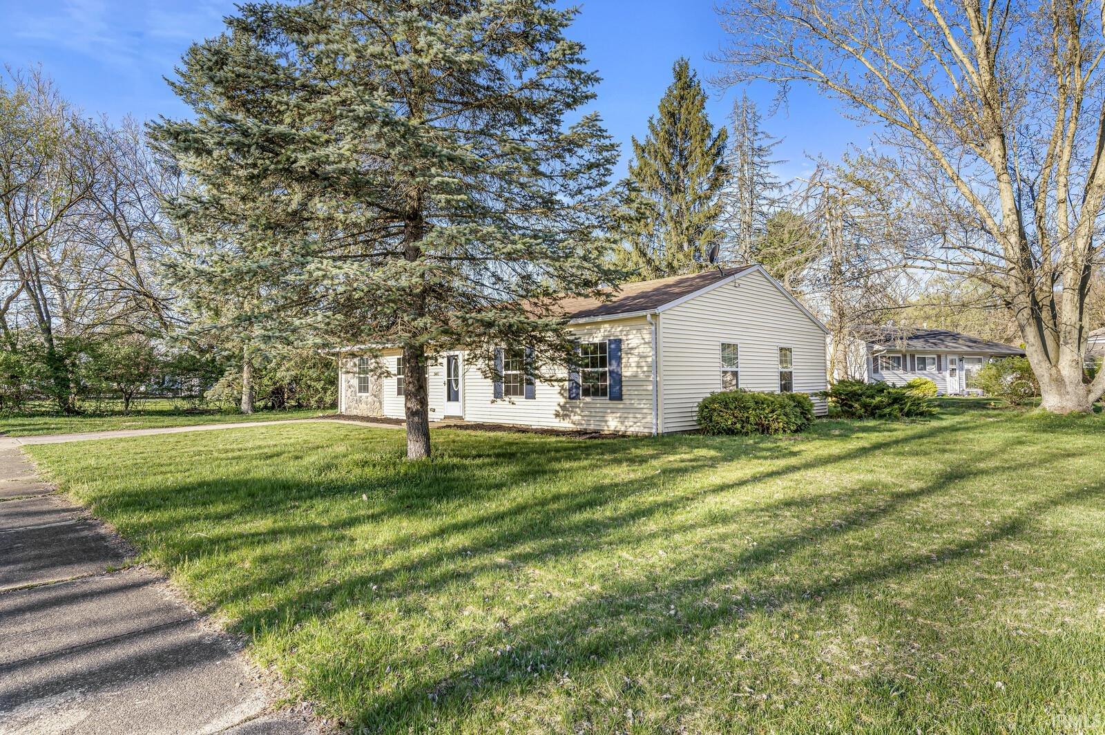 3441 Parkview Street