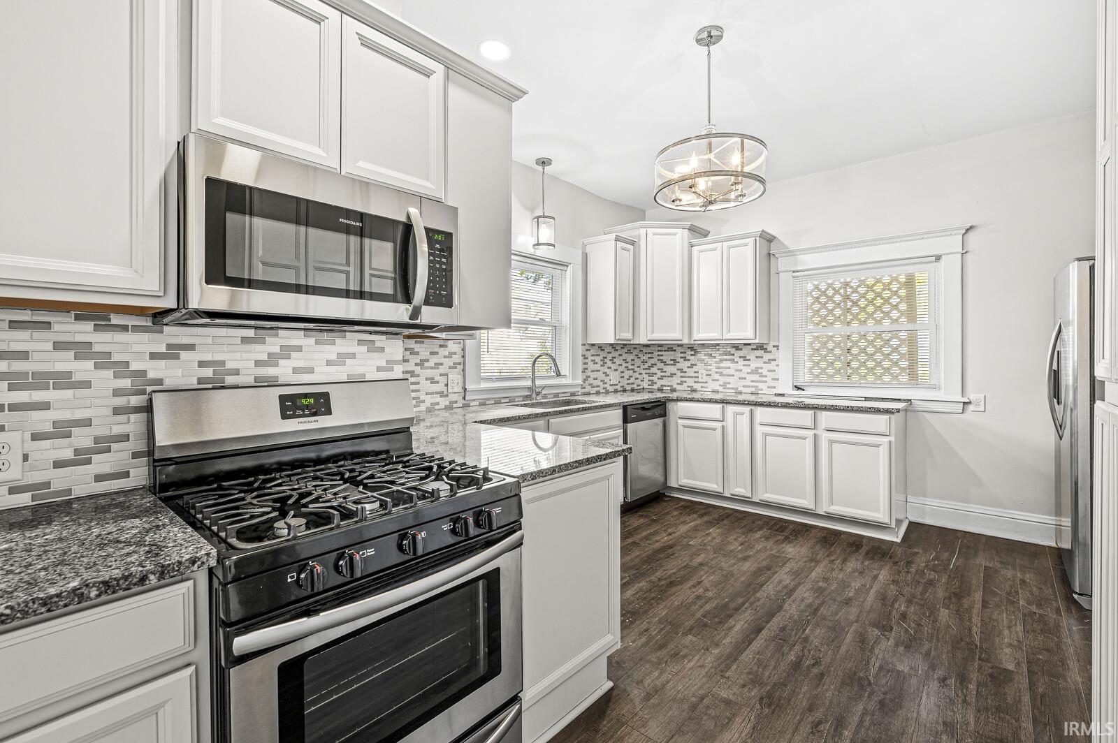 1093 Woodward Avenue