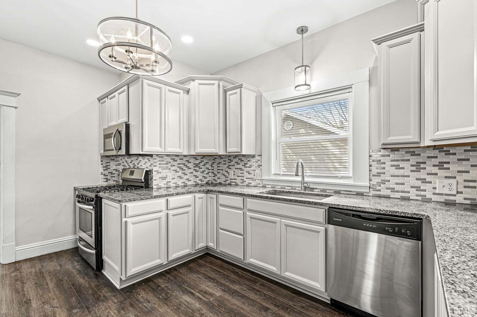 1093 Woodward Avenue