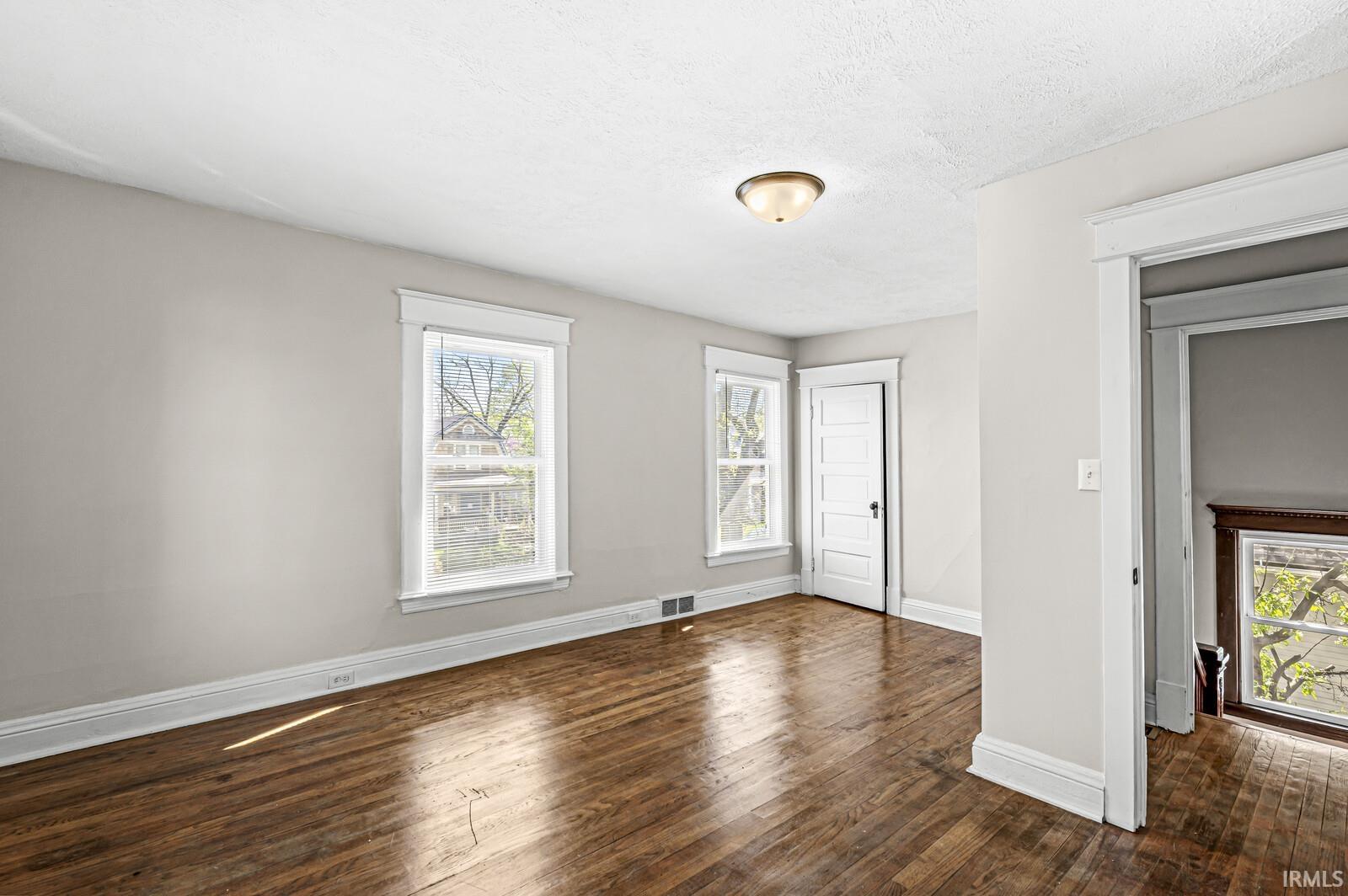 1093 Woodward Avenue