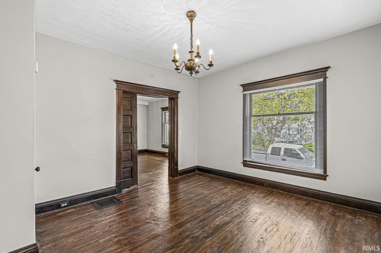 1093 Woodward Avenue