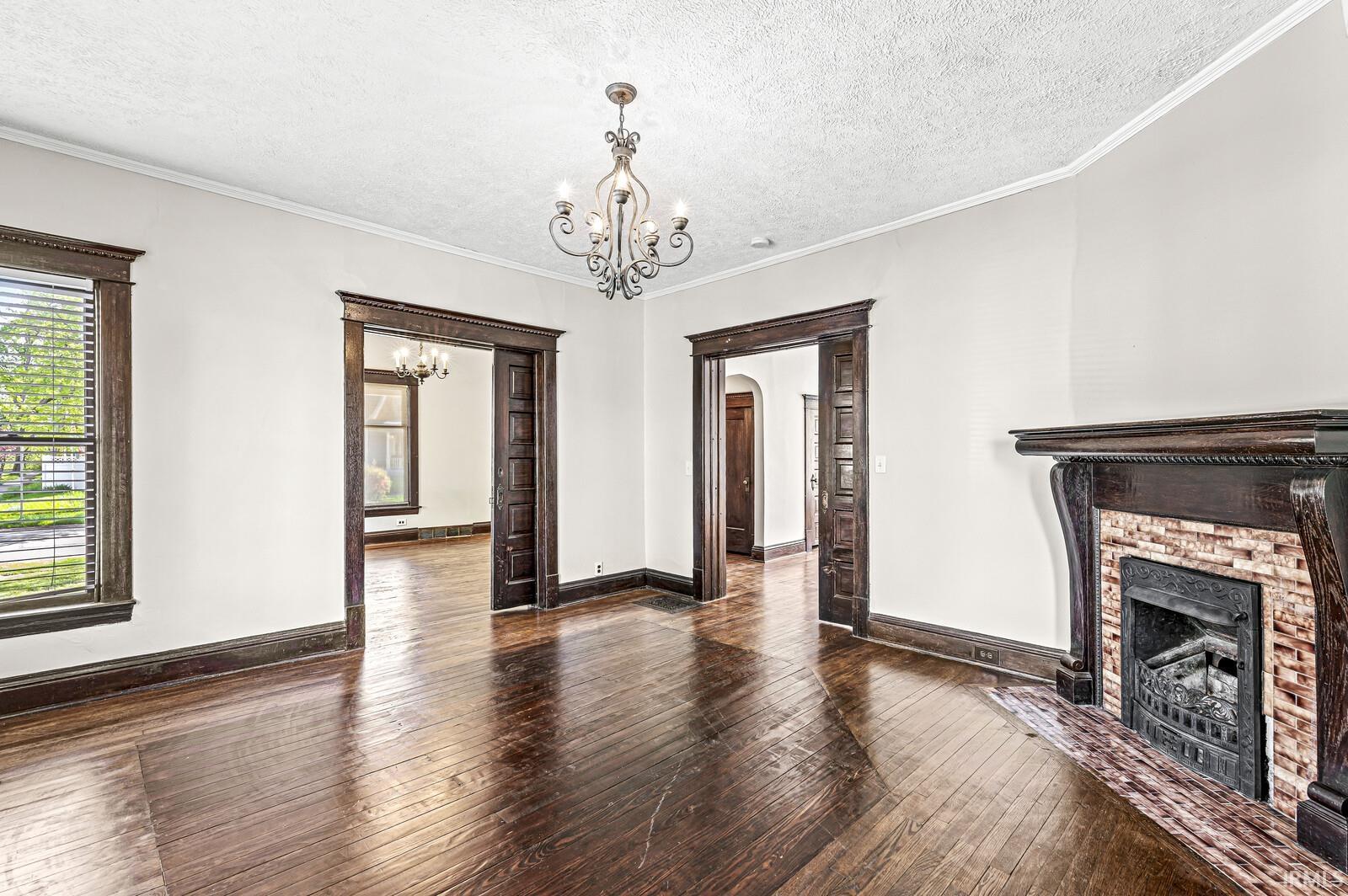 1093 Woodward Avenue