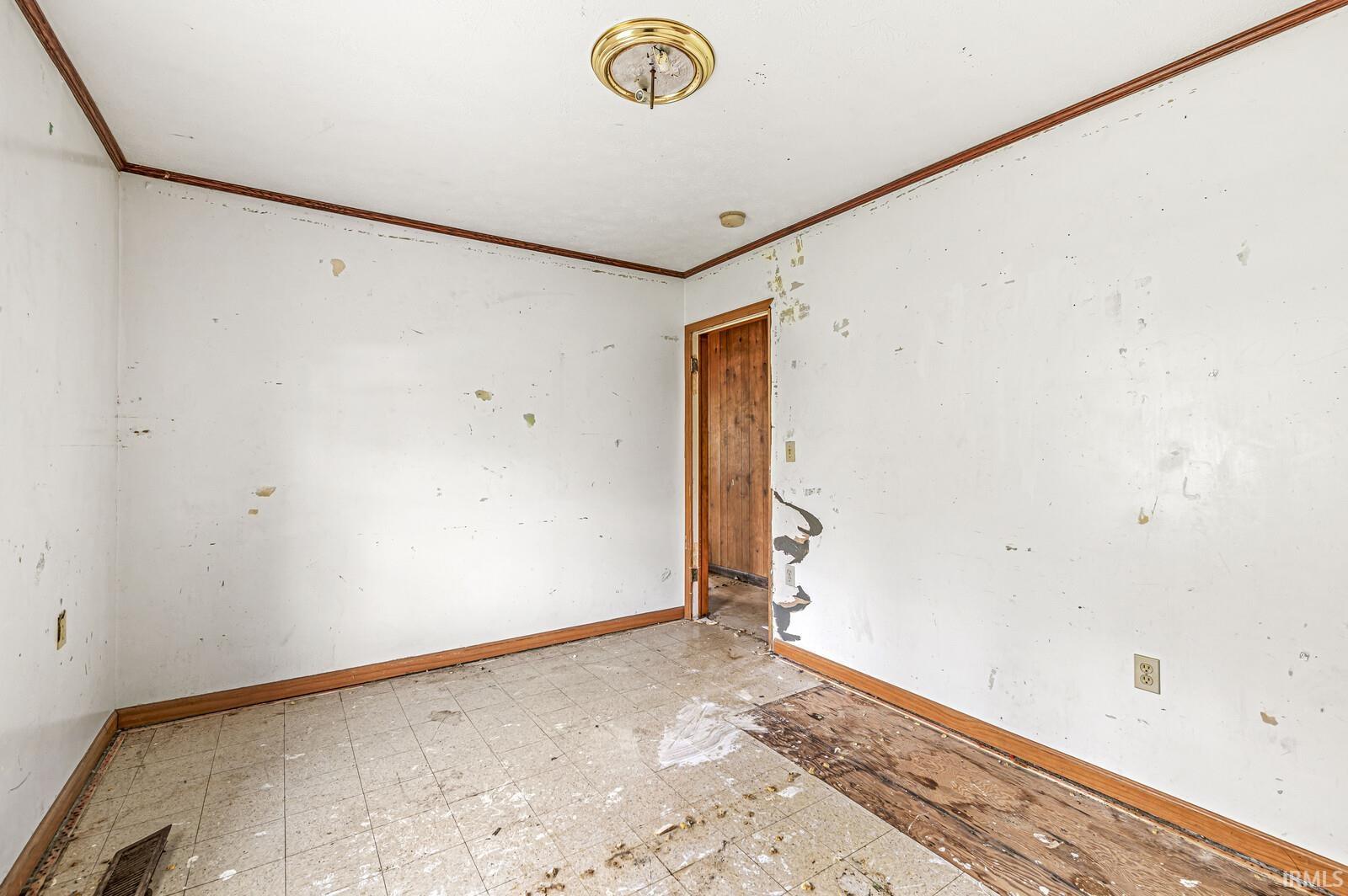 10974 County Road 10