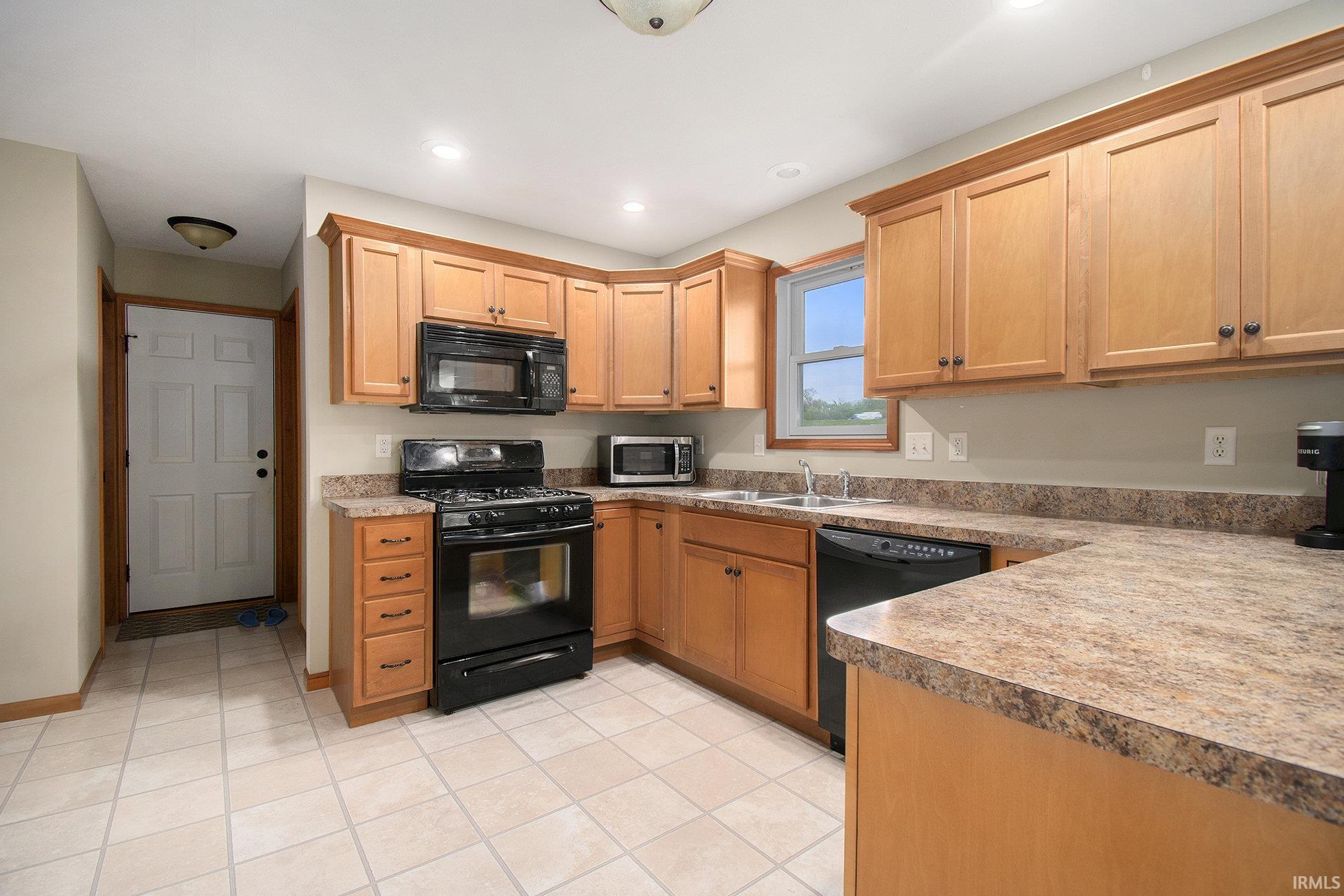 23992 Oak Dale Street